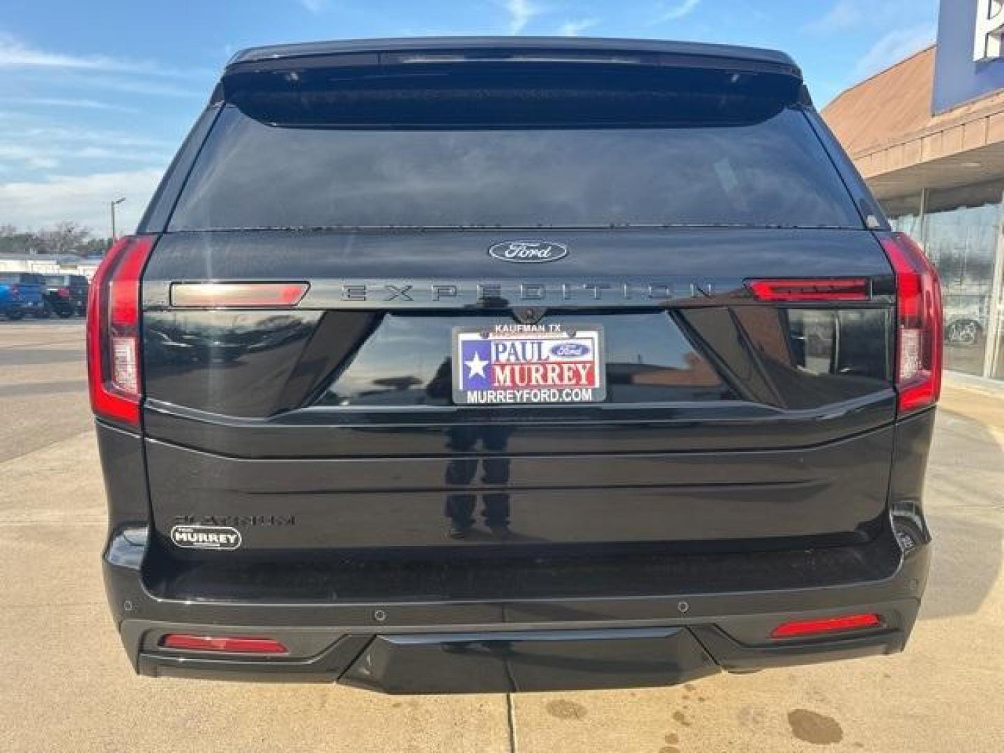 2025 Agate Black Metallic /Black Ford Expedition Platinum (1FMJU1M87SE) with an EcoBoost 3.5L V6 GTDi DOHC 24V Twin Turbocharged engine, Automatic transmission, located at 1105 E Mulberry, Kaufman, TX, 75142, (972) 962-2151, 32.589550, -96.300926 - $3,118 off MSRP!<br><br>4WD.<br>Agate Black Metallic 2025 Ford Expedition 4D Sport Utility Platinum 4WD 10-Speed Automatic EcoBoost 3.5L V6 GTDi DOHC 24V Twin Turbocharged Price includes: $1000 - Final Days Mega Bonus Cash. Exp. 01/02/2026 - Photo#3