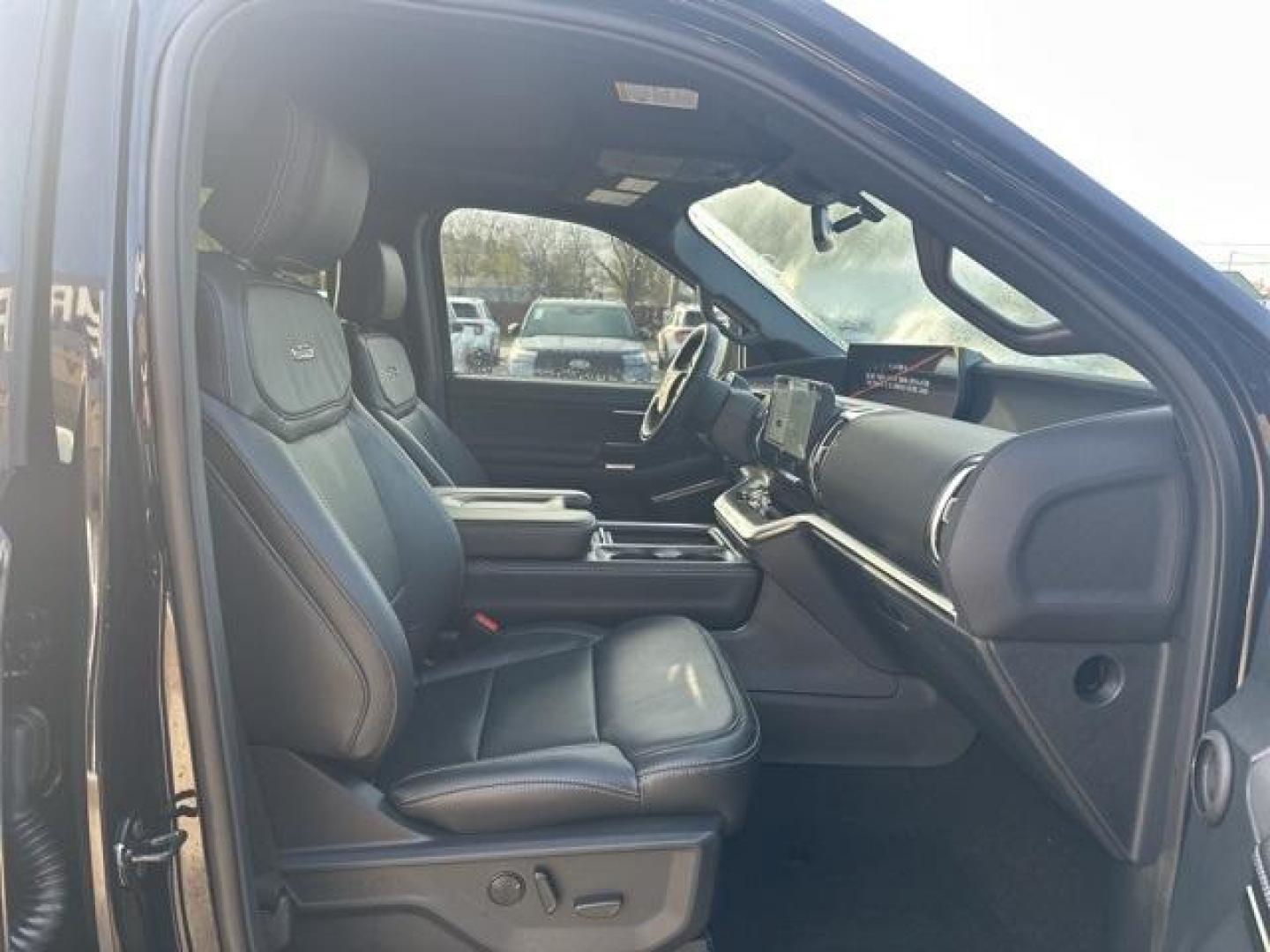 2025 Agate Black Metallic /Black Ford Expedition Platinum (1FMJU1M87SE) with an EcoBoost 3.5L V6 GTDi DOHC 24V Twin Turbocharged engine, Automatic transmission, located at 1105 E Mulberry, Kaufman, TX, 75142, (972) 962-2151, 32.589550, -96.300926 - $3,118 off MSRP!<br><br>4WD.<br>Agate Black Metallic 2025 Ford Expedition 4D Sport Utility Platinum 4WD 10-Speed Automatic EcoBoost 3.5L V6 GTDi DOHC 24V Twin Turbocharged Price includes: $1000 - Final Days Mega Bonus Cash. Exp. 01/02/2026 - Photo#19