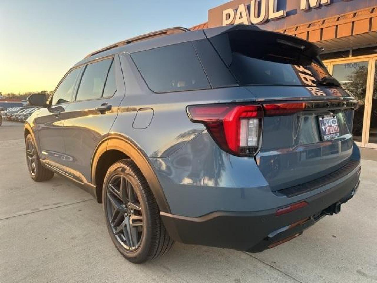 2025 Vapor Blue /Onyx Ford Explorer ST-Line (1FMUK7KH9SG) with an 2.3L EcoBoost I-4 engine, Automatic transmission, located at 1105 E Mulberry, Kaufman, TX, 75142, (972) 962-2151, 32.589550, -96.300926 - $3,478 off MSRP!<br><br><br>Vapor Blue 2025 Ford Explorer 4D Sport Utility ST-Line RWD 10-Speed Automatic 2.3L EcoBoost I-4 20/29 City/Highway MPG<br><br>20/29 City/Highway MPG Price includes: $1000 - Final Days Mega Bonus Cash. Exp. 01/02/2026 $1500 - Bonus Customer Cash. Exp. 01/05/2026 - Photo#2