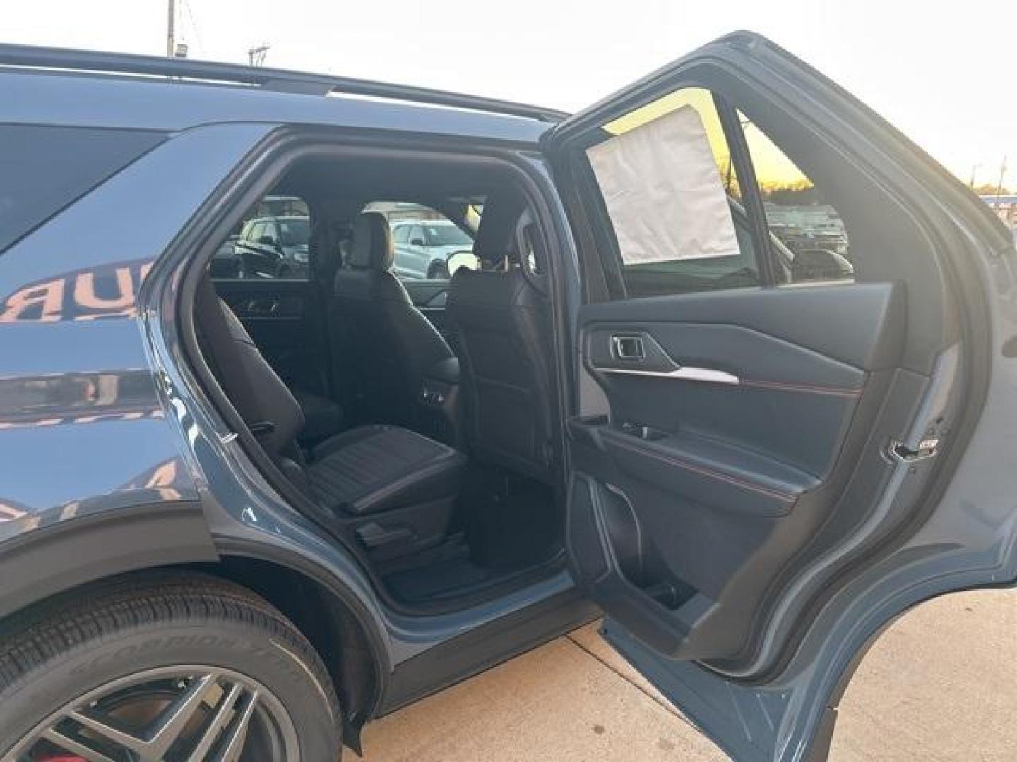 2025 Vapor Blue /Onyx Ford Explorer ST-Line (1FMUK7KH9SG) with an 2.3L EcoBoost I-4 engine, Automatic transmission, located at 1105 E Mulberry, Kaufman, TX, 75142, (972) 962-2151, 32.589550, -96.300926 - $3,478 off MSRP!<br><br><br>Vapor Blue 2025 Ford Explorer 4D Sport Utility ST-Line RWD 10-Speed Automatic 2.3L EcoBoost I-4 20/29 City/Highway MPG<br><br>20/29 City/Highway MPG Price includes: $1000 - Final Days Mega Bonus Cash. Exp. 01/02/2026 $1500 - Bonus Customer Cash. Exp. 01/05/2026 - Photo#12