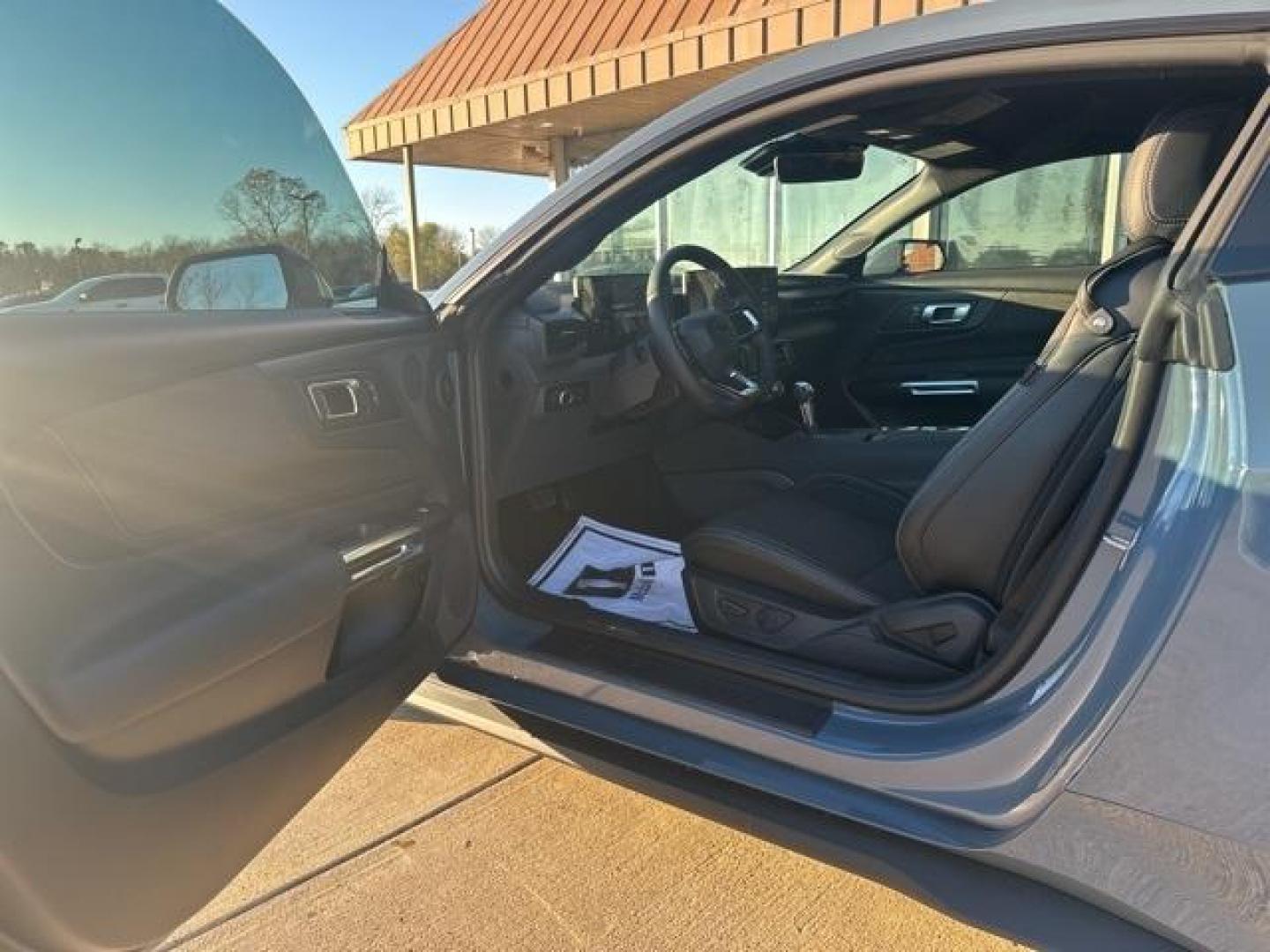 2026 Vapor Blue Metallic /Black Onyx Ford Mustang EcoBoost (1FA6P8TH8T5) with an EcoBoost 2.3L I4 GTDi DOHC Turbocharged VCT engine, Automatic transmission, located at 1105 E Mulberry, Kaufman, TX, 75142, (972) 962-2151, 32.589550, -96.300926 - Recent Arrival!<br><br><br>Vapor Blue Metallic 2026 Ford Mustang 2D Coupe EcoBoost RWD 10-Speed Automatic EcoBoost 2.3L I4 GTDi DOHC Turbocharged VCT 21/32 City/Highway MPG<br><br>21/32 City/Highway MPG - Photo#5