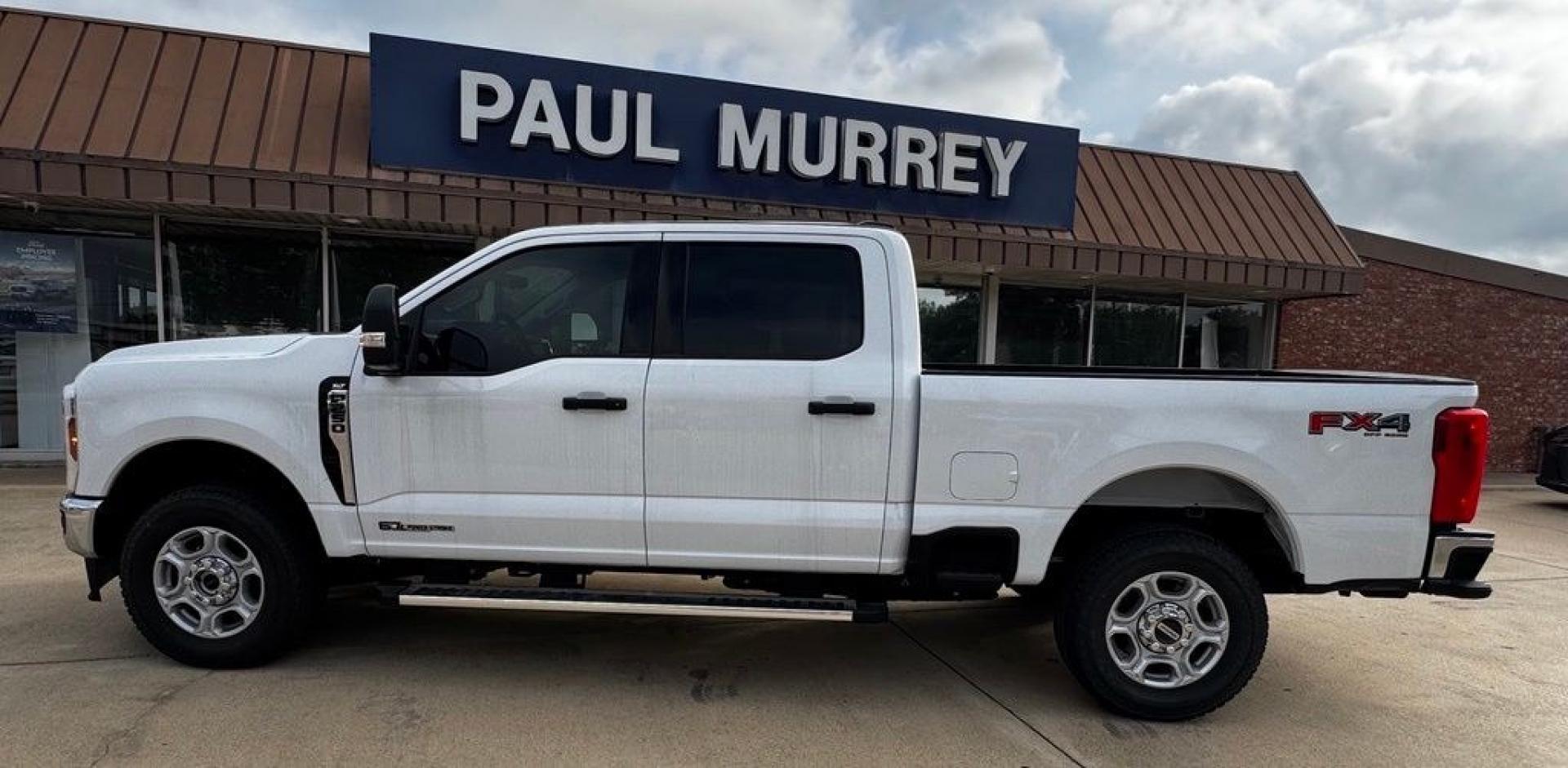 2026 Oxford White /Medium Dark Slate Ford F-250SD XLT (1FT7W2BT6TE) with an Power Stroke 6.7L V8 DI 32V OHV Turbodiesel engine, Automatic transmission, located at 1105 E Mulberry, Kaufman, TX, 75142, (972) 962-2151, 32.589550, -96.300926 - $4,783 off MSRP!<br><br>4WD.<br>Oxford White 2026 Ford F-250SD 4D Crew Cab XLT 4WD 10-Speed Automatic Power Stroke 6.7L V8 DI 32V OHV Turbodiesel Price includes: $1000 - Retail Customer Cash. Exp. 09/30/2026- Photo#19