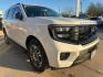 2025 Star White Metallic Tri-Coat /Gray Ford Expedition Active (1FMJU1H89SE) with an EcoBoost 3.5L V6 GTDi DOHC 24V Twin Turbocharged engine, Automatic transmission, located at 1105 E Mulberry, Kaufman, TX, 75142, (972) 962-2151, 32.589550, -96.300926 - Recent Arrival!<br><br><br>Star White Metallic Tri-Coat 2025 Ford Expedition 4D Sport Utility Active RWD 10-Speed Automatic EcoBoost 3.5L V6 GTDi DOHC 24V Twin Turbocharged - Photo#5