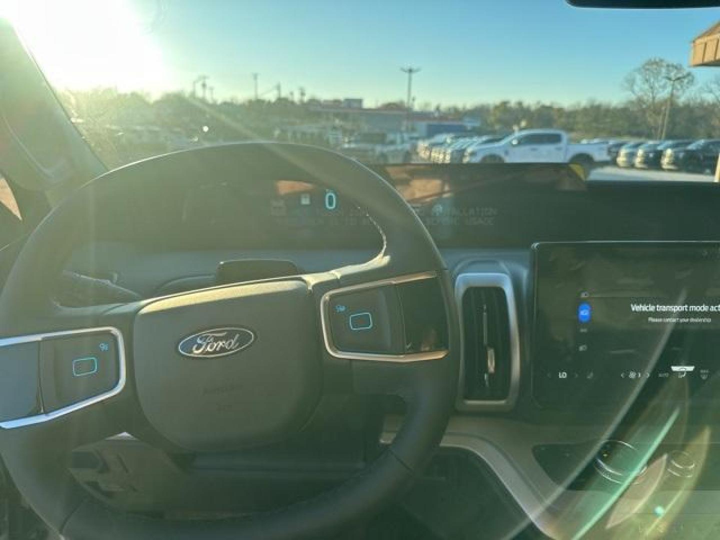 2025 Star White Metallic Tri-Coat /Gray Ford Expedition Active (1FMJU1H89SE) with an EcoBoost 3.5L V6 GTDi DOHC 24V Twin Turbocharged engine, Automatic transmission, located at 1105 E Mulberry, Kaufman, TX, 75142, (972) 962-2151, 32.589550, -96.300926 - Recent Arrival!<br><br><br>Star White Metallic Tri-Coat 2025 Ford Expedition 4D Sport Utility Active RWD 10-Speed Automatic EcoBoost 3.5L V6 GTDi DOHC 24V Twin Turbocharged - Photo#9