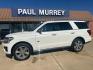 2022 White Metallic /Java Ford Expedition King Ranch (1FMJU1NT0NE) with an EcoBoost 3.5L V6 GTDi DOHC 24V Twin Turbocharged engine, Automatic transmission, located at 1105 E Mulberry, Kaufman, TX, 75142, (972) 962-2151, 32.589550, -96.300926 - White Metallic 2022 Ford Expedition 4D Sport Utility King Ranch RWD 10-Speed Automatic EcoBoost 3.5L V6 GTDi DOHC 24V Twin Turbocharged Priced below KBB Fair Purchase Price!<br><br><br>Recent Arrival!<br><br><br>Please call Paul Murrey Ford Inc. In Kaufman Texas A Family Dealership Since 1952 Servin - Photo#0
