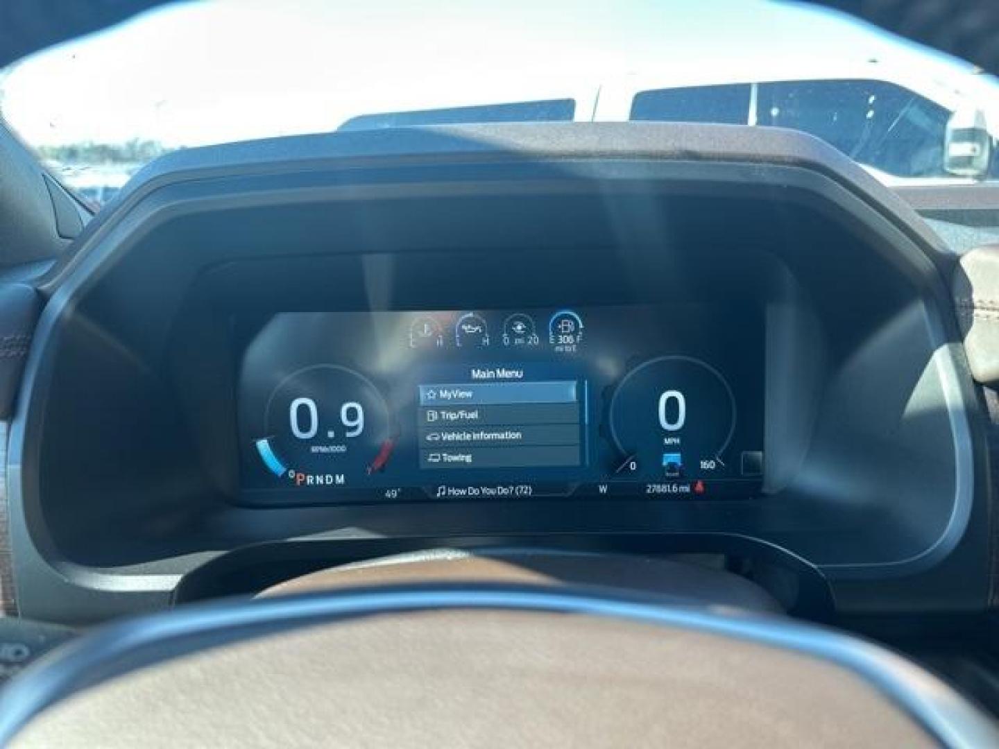 2022 White Metallic /Java Ford Expedition King Ranch (1FMJU1NT0NE) with an EcoBoost 3.5L V6 GTDi DOHC 24V Twin Turbocharged engine, Automatic transmission, located at 1105 E Mulberry, Kaufman, TX, 75142, (972) 962-2151, 32.589550, -96.300926 - White Metallic 2022 Ford Expedition 4D Sport Utility King Ranch RWD 10-Speed Automatic EcoBoost 3.5L V6 GTDi DOHC 24V Twin Turbocharged Priced below KBB Fair Purchase Price!<br><br><br>Recent Arrival!<br><br><br>Please call Paul Murrey Ford Inc. In Kaufman Texas A Family Dealership Since 1952 Servin - Photo#5