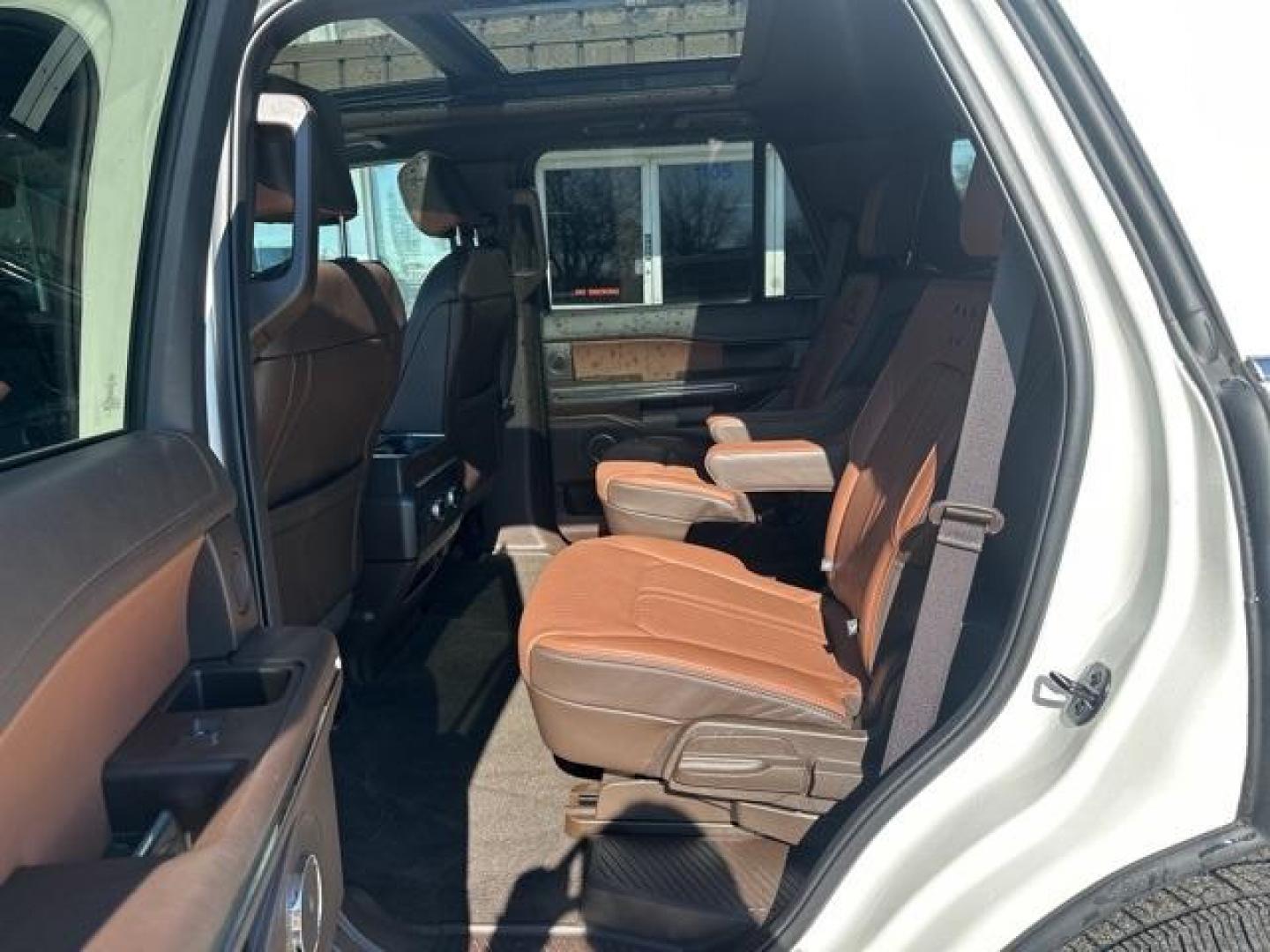 2022 White Metallic /Java Ford Expedition King Ranch (1FMJU1NT0NE) with an EcoBoost 3.5L V6 GTDi DOHC 24V Twin Turbocharged engine, Automatic transmission, located at 1105 E Mulberry, Kaufman, TX, 75142, (972) 962-2151, 32.589550, -96.300926 - White Metallic 2022 Ford Expedition 4D Sport Utility King Ranch RWD 10-Speed Automatic EcoBoost 3.5L V6 GTDi DOHC 24V Twin Turbocharged Priced below KBB Fair Purchase Price!<br><br><br>Recent Arrival!<br><br><br>Please call Paul Murrey Ford Inc. In Kaufman Texas A Family Dealership Since 1952 Servin - Photo#11