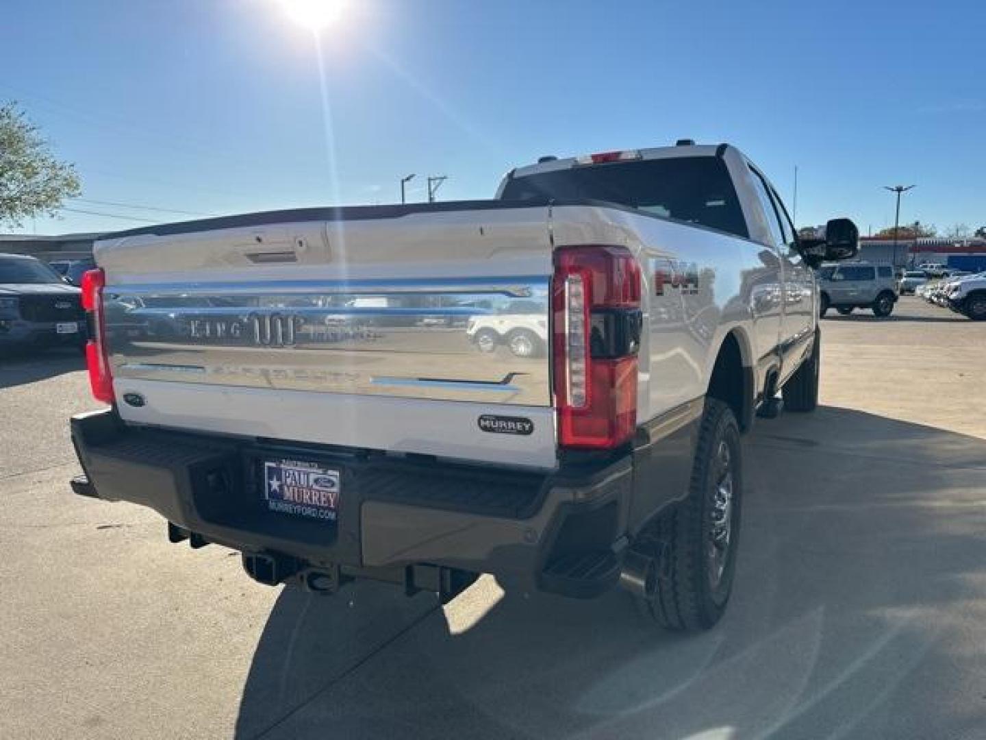 2026 Star White Metallic Tri-Coat /40 Console 40 Seat Ford F-350SD King Ranch (1FT8W3BM8TE) with an 6.7L High Output Power Stroke V8 Diesel engine, Automatic transmission, located at 1105 E Mulberry, Kaufman, TX, 75142, (972) 962-2151, 32.589550, -96.300926 - $4,548 off MSRP!<br><br>4WD.<br>Star White Metallic Tri-Coat 2026 Ford F-350SD 4D Crew Cab King Ranch 4WD 10-Speed Automatic 6.7L High Output Power Stroke V8 Diesel - Photo#3