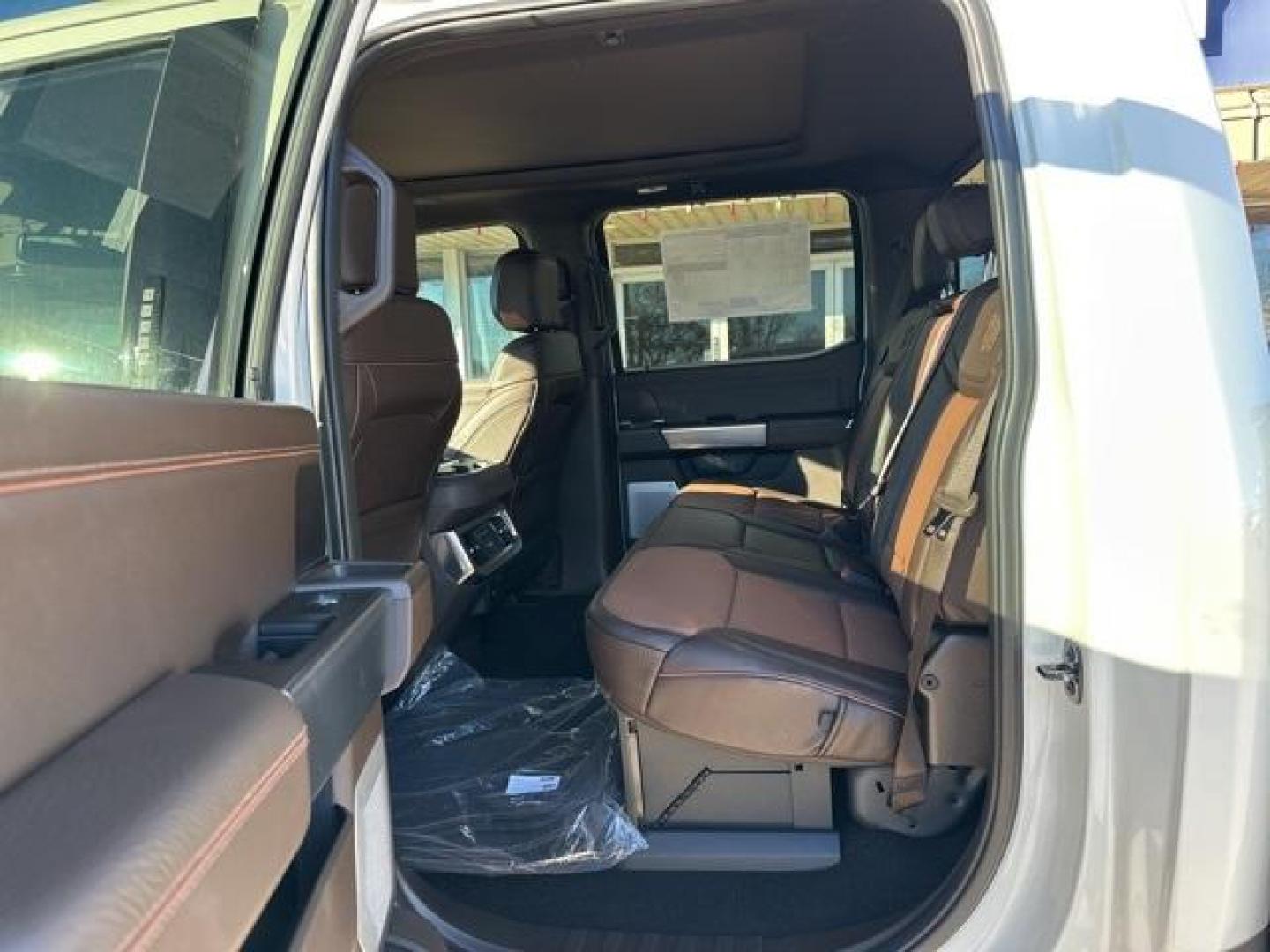 2026 Star White Metallic Tri-Coat /40 Console 40 Seat Ford F-350SD King Ranch (1FT8W3BM8TE) with an 6.7L High Output Power Stroke V8 Diesel engine, Automatic transmission, located at 1105 E Mulberry, Kaufman, TX, 75142, (972) 962-2151, 32.589550, -96.300926 - $4,548 off MSRP!<br><br>4WD.<br>Star White Metallic Tri-Coat 2026 Ford F-350SD 4D Crew Cab King Ranch 4WD 10-Speed Automatic 6.7L High Output Power Stroke V8 Diesel - Photo#14