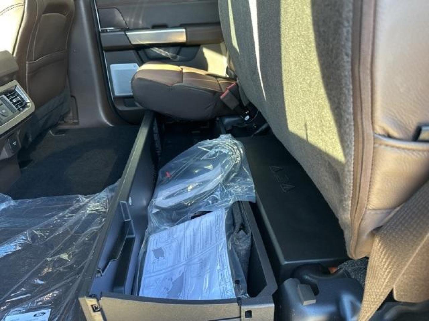 2026 Star White Metallic Tri-Coat /40 Console 40 Seat Ford F-350SD King Ranch (1FT8W3BM8TE) with an 6.7L High Output Power Stroke V8 Diesel engine, Automatic transmission, located at 1105 E Mulberry, Kaufman, TX, 75142, (972) 962-2151, 32.589550, -96.300926 - $4,548 off MSRP!<br><br>4WD.<br>Star White Metallic Tri-Coat 2026 Ford F-350SD 4D Crew Cab King Ranch 4WD 10-Speed Automatic 6.7L High Output Power Stroke V8 Diesel - Photo#15