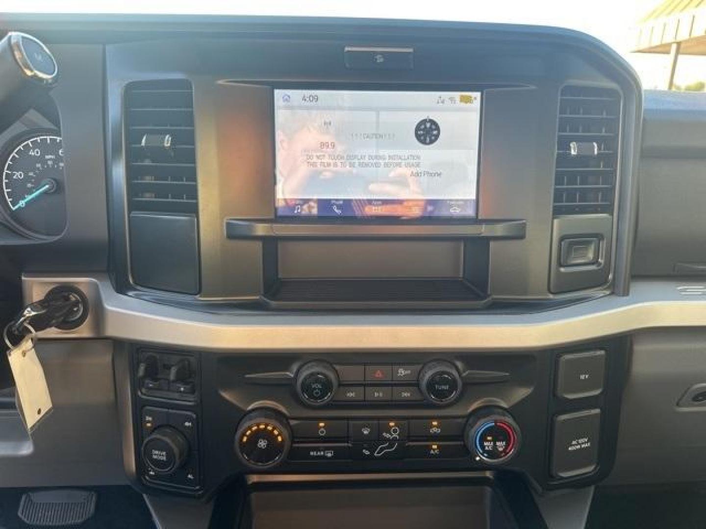 2026 Carbonized Gray Metallic /Medium Dark Slate Ford F-250SD (1FT7W2BN3TE) with an 7.3L 8-Cylinder PFI engine, Automatic transmission, located at 1105 E Mulberry, Kaufman, TX, 75142, (972) 962-2151, 32.589550, -96.300926 - Recent Arrival!<br><br>4WD.<br>Carbonized Gray Metallic 2026 Ford F-250SD 4D Crew Cab 4WD 10-Speed Automatic 7.3L 8-Cylinder PFI - Photo#8