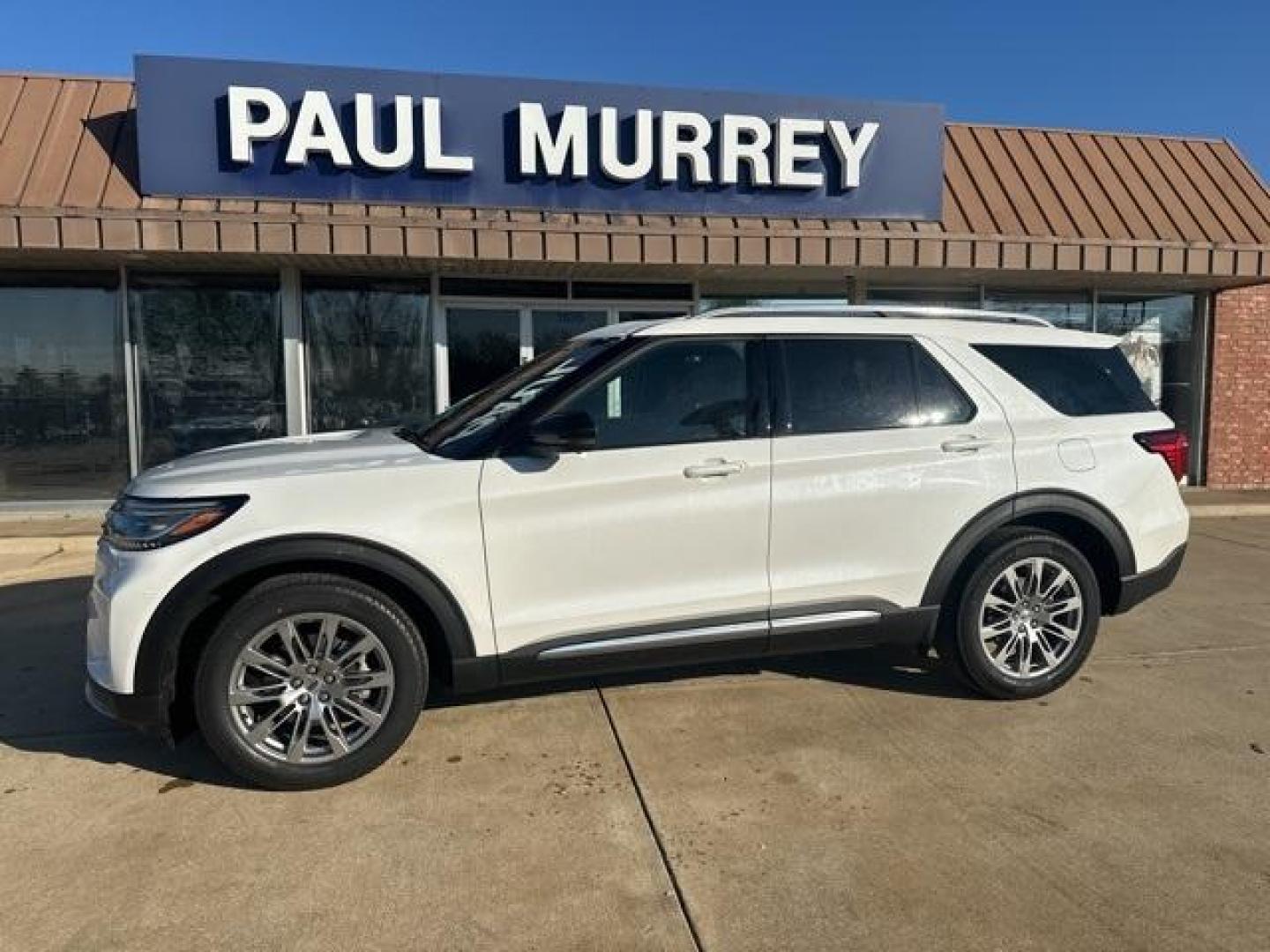 2026 White Metallic /Mojave Dusk/Onyx Ford Explorer Platinum (1FMUK7HH2TG) with an 2.3L EcoBoost I-4 engine, Automatic transmission, located at 1105 E Mulberry, Kaufman, TX, 75142, (972) 962-2151, 32.589550, -96.300926 - Recent Arrival! $1,000 off MSRP!<br><br><br>White Metallic 2026 Ford Explorer 4D Sport Utility Platinum RWD 10-Speed Automatic 2.3L EcoBoost I-4 20/29 City/Highway MPG<br><br>20/29 City/Highway MPG Price includes: $1000 - Retail Customer Cash. Exp. 01/05/2026 - Photo#0
