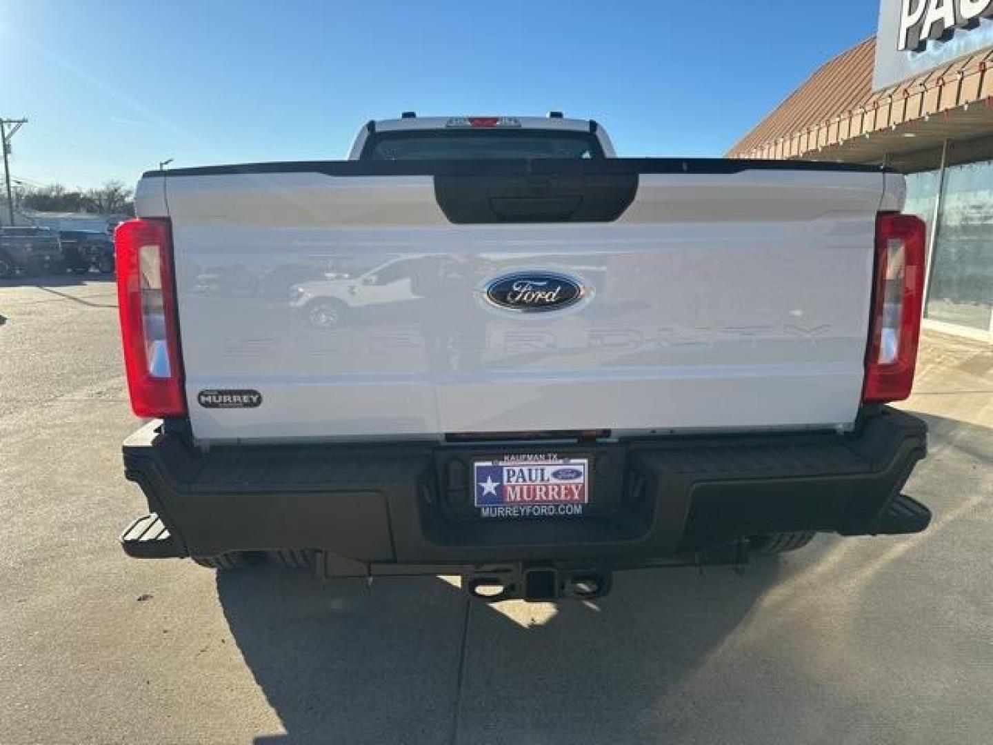 2026 Oxford White /Medium Dark Slate Ford F-350SD XL (1FT8W3DT9TE) with an Power Stroke 6.7L V8 DI 32V OHV Turbodiesel engine, Automatic transmission, located at 1105 E Mulberry, Kaufman, TX, 75142, (972) 962-2151, 32.589550, -96.300926 - Recent Arrival!<br><br>4WD.<br>Oxford White 2026 Ford F-350SD 4D Crew Cab XL DRW 4WD 10-Speed Automatic Power Stroke 6.7L V8 DI 32V OHV Turbodiesel - Photo#3