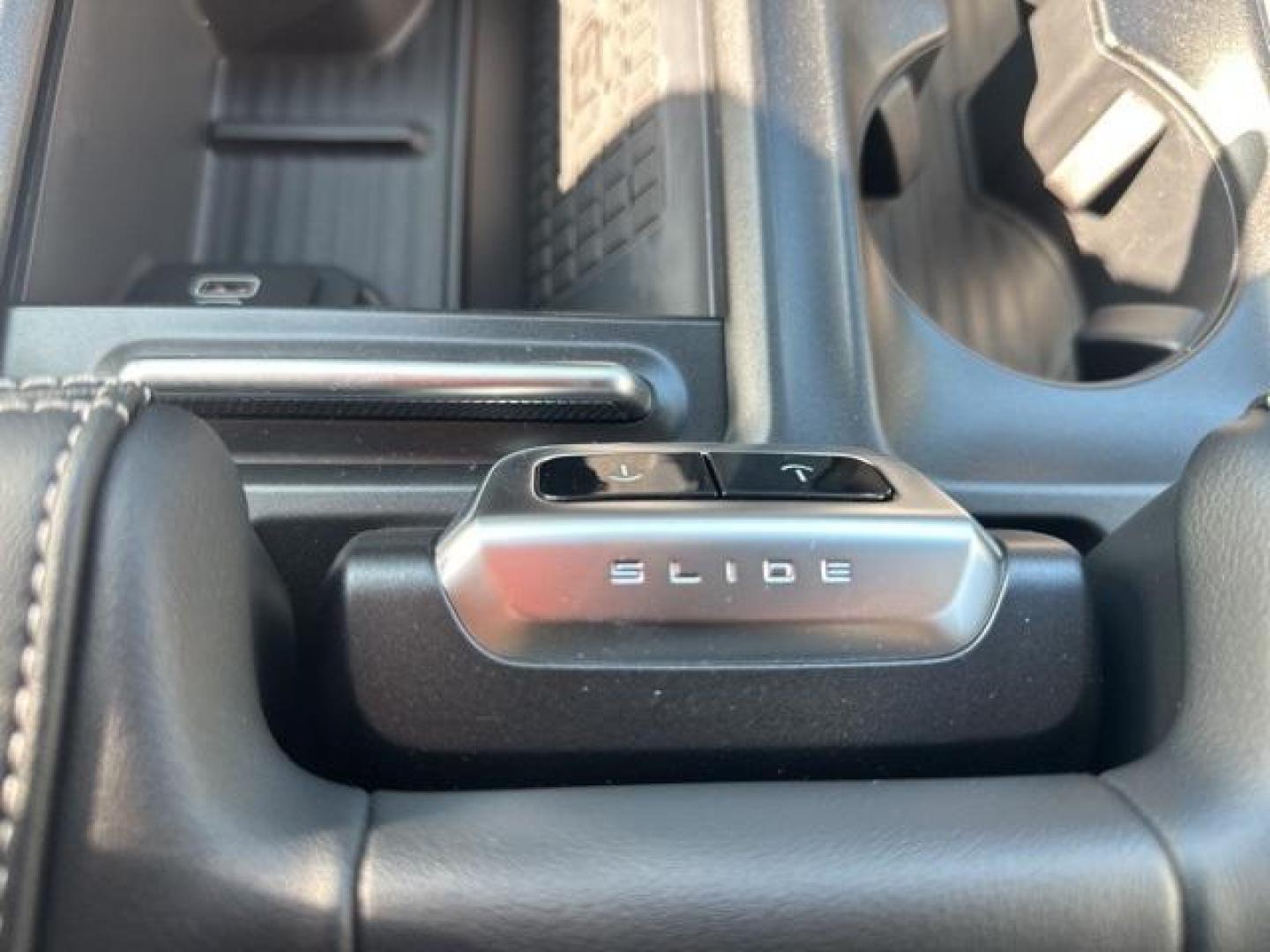 2025 Dark Matter Gray Metallic /Black Onyx Ford Expedition Max Platinum (1FMJK1M81SE) with an EcoBoost 3.5L V6 GTDi DOHC 24V Twin Turbocharged engine, Automatic transmission, located at 1105 E Mulberry, Kaufman, TX, 75142, (972) 962-2151, 32.589550, -96.300926 - $1,000 off MSRP!<br><br><br>Dark Matter Gray Metallic 2025 Ford Expedition Max 4D Sport Utility Platinum 4WD 10-Speed Automatic EcoBoost 3.5L V6 GTDi DOHC 24V Twin Turbocharged Price includes: $1000 - Final Days Mega Bonus Cash. Exp. 01/02/2026 - Photo#11