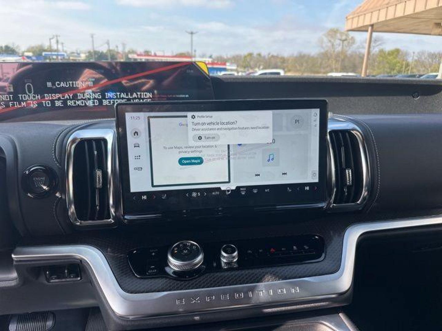 2025 Gray Metallic /Black Onyx Ford Expedition Max Platinum (1FMJK1M81SE) with an EcoBoost 3.5L V6 GTDi DOHC 24V Twin Turbocharged engine, Automatic transmission, located at 1105 E Mulberry, Kaufman, TX, 75142, (972) 962-2151, 32.589550, -96.300926 - $2,761 off MSRP!<br><br><br>Dark Matter Gray Metallic 2025 Ford Expedition Max 4D Sport Utility Platinum 4WD 10-Speed Automatic EcoBoost 3.5L V6 GTDi DOHC 24V Twin Turbocharged - Photo#10