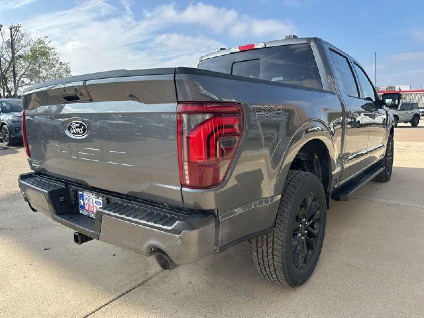 2025 Gray Metallic /Black Ford F-150 Lariat (1FTFW5L55SK) with an 5.0L V8 engine, Automatic transmission, located at 1105 E Mulberry, Kaufman, TX, 75142, (972) 962-2151, 32.589550, -96.300926 - $8,396 off MSRP!<br><br>4WD.<br>Carbonized Gray Metallic 2025 Ford F-150 4D SuperCrew Lariat 4WD 10-Speed Automatic 5.0L V8 17/22 City/Highway MPG Price includes: $1000 - Retail Bonus Cash. Exp. 03/31/2026 $1000 - Truck Month Retail Bonus Cash. Exp. 03/31/2026 $2000 - Retail Customer Cash. Exp. 03/3 - Photo#4