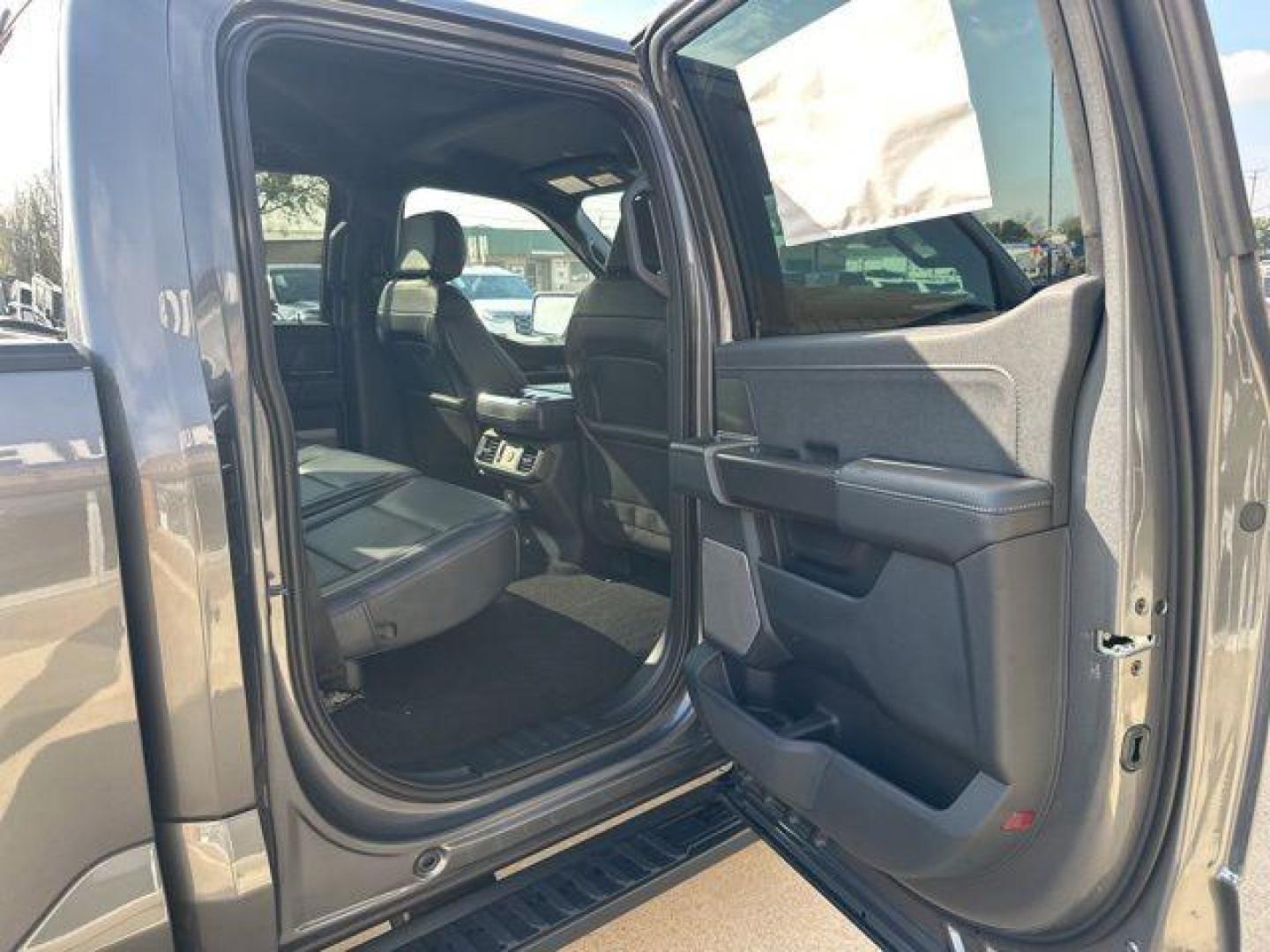 2025 Gray Metallic /Black Ford F-150 Lariat (1FTFW5L55SK) with an 5.0L V8 engine, Automatic transmission, located at 1105 E Mulberry, Kaufman, TX, 75142, (972) 962-2151, 32.589550, -96.300926 - $8,396 off MSRP!<br><br>4WD.<br>Carbonized Gray Metallic 2025 Ford F-150 4D SuperCrew Lariat 4WD 10-Speed Automatic 5.0L V8 17/22 City/Highway MPG Price includes: $1000 - Retail Bonus Cash. Exp. 03/31/2026 $1000 - Truck Month Retail Bonus Cash. Exp. 03/31/2026 $2000 - Retail Customer Cash. Exp. 03/3 - Photo#14