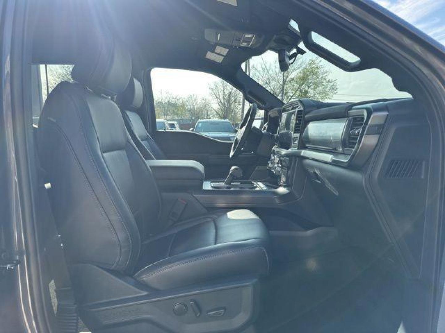 2025 Gray Metallic /Black Ford F-150 Lariat (1FTFW5L55SK) with an 5.0L V8 engine, Automatic transmission, located at 1105 E Mulberry, Kaufman, TX, 75142, (972) 962-2151, 32.589550, -96.300926 - $8,396 off MSRP!<br><br>4WD.<br>Carbonized Gray Metallic 2025 Ford F-150 4D SuperCrew Lariat 4WD 10-Speed Automatic 5.0L V8 17/22 City/Highway MPG Price includes: $1000 - Retail Bonus Cash. Exp. 03/31/2026 $1000 - Truck Month Retail Bonus Cash. Exp. 03/31/2026 $2000 - Retail Customer Cash. Exp. 03/3 - Photo#17