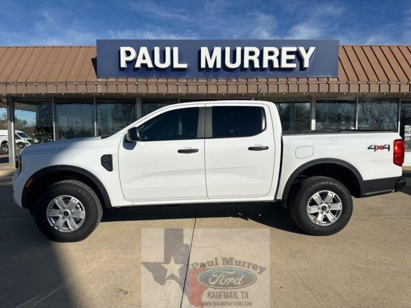 2025 Oxford White /Ebony Ford Ranger XL (1FTER4PH9SL) with an EcoBoost 2.3L I4 GTDi DOHC Turbocharged VCT engine, Automatic transmission, located at 1105 E Mulberry, Kaufman, TX, 75142, (972) 962-2151, 32.589550, -96.300926 - $3,985 off MSRP! Priced below KBB Fair Purchase Price!<br><br>4WD.<br>White / Oxford White 2025 Ford Ranger 4D Crew Cab XL 4WD 10-Speed Automatic EcoBoost 2.3L I4 GTDi DOHC Turbocharged VCT 20/24 City/Highway MPG Price includes: $1000 - Truck Month Bonus Customer Cash. Exp. 03/31/2026 $2000 - Bonus - Photo#0