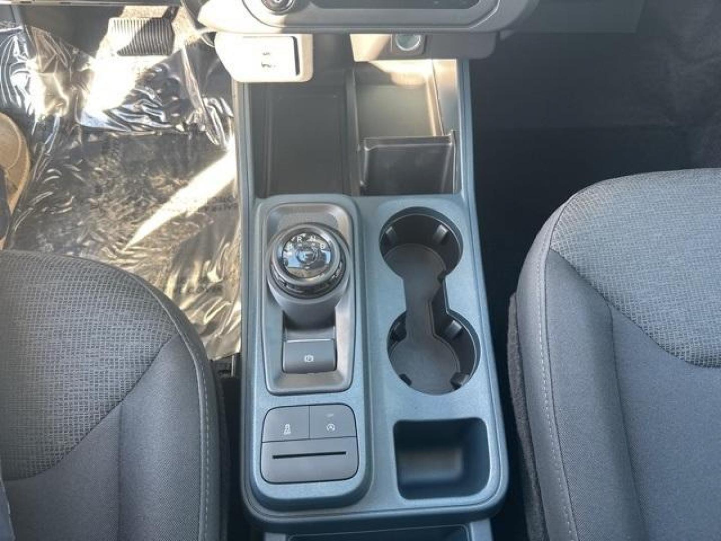 2026 Oxford White /Ebony Ford Maverick XL (3FTTW8BA3TR) with an EcoBoost 2.0L I4 GTDi DOHC Turbocharged VCT engine, Automatic transmission, located at 1105 E Mulberry, Kaufman, TX, 75142, (972) 962-2151, 32.589550, -96.300926 - Priced below KBB Fair Purchase Price!<br><br><br>Oxford White 2026 Ford Maverick 4D Crew Cab XL AWD 8-Speed Automatic EcoBoost 2.0L I4 GTDi DOHC Turbocharged VCT 22/30 City/Highway MPG<br><br>22/30 City/Highway MPG - Photo#10