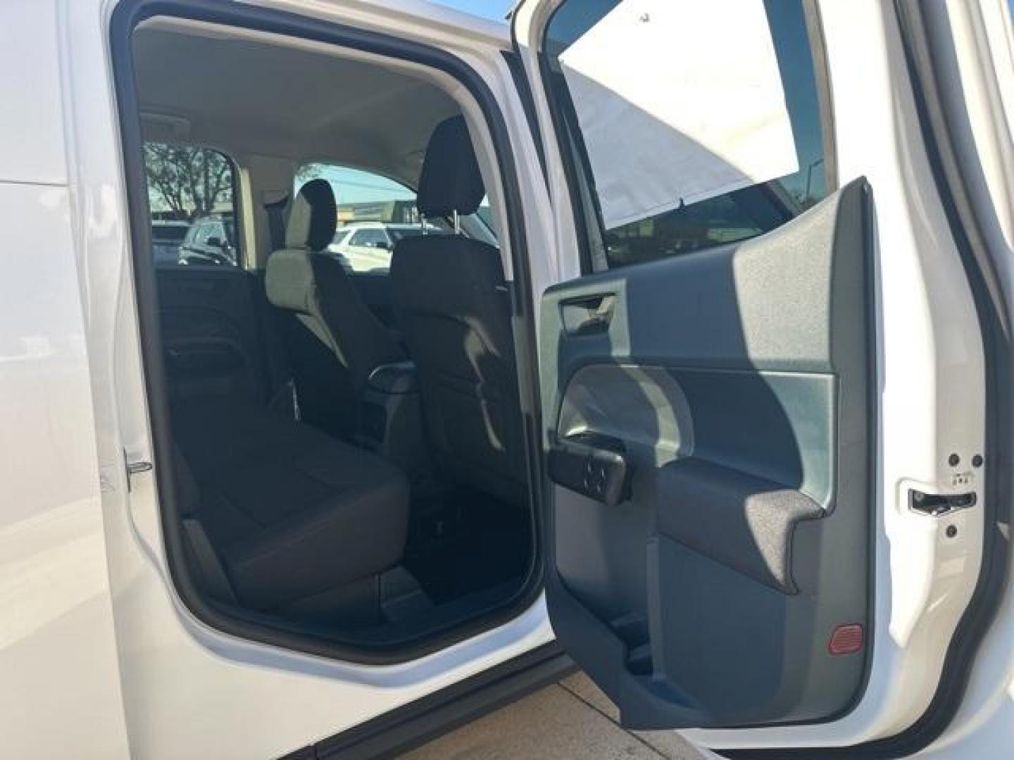 2026 Oxford White /Ebony Ford Maverick XL (3FTTW8BA3TR) with an EcoBoost 2.0L I4 GTDi DOHC Turbocharged VCT engine, Automatic transmission, located at 1105 E Mulberry, Kaufman, TX, 75142, (972) 962-2151, 32.589550, -96.300926 - Priced below KBB Fair Purchase Price!<br><br><br>Oxford White 2026 Ford Maverick 4D Crew Cab XL AWD 8-Speed Automatic EcoBoost 2.0L I4 GTDi DOHC Turbocharged VCT 22/30 City/Highway MPG<br><br>22/30 City/Highway MPG - Photo#15