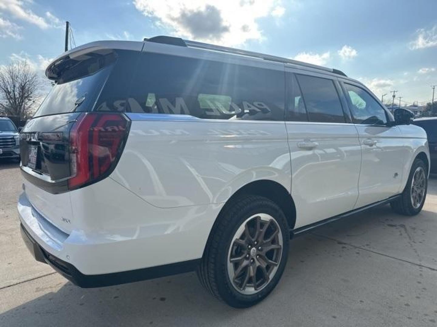 2026 White Metallic /Mesa Ford Expedition Max King Ranch (1FMJK1P84TE) with an EcoBoost 3.5L V6 GTDi DOHC 24V Twin Turbocharged engine, Automatic transmission, located at 1105 E Mulberry, Kaufman, TX, 75142, (972) 962-2151, 32.589550, -96.300926 - Star White Metallic Tri-Coat 2026 Ford Expedition Max 4D Sport Utility King Ranch 4WD 10-Speed Automatic EcoBoost 3.5L V6 GTDi DOHC 24V Twin Turbocharged - Photo#3