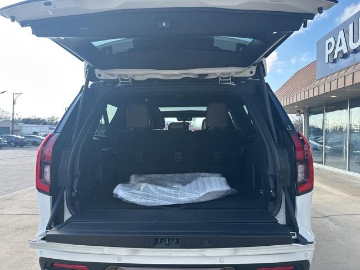 2026 White Metallic /Mesa Ford Expedition Max King Ranch (1FMJK1P84TE) with an EcoBoost 3.5L V6 GTDi DOHC 24V Twin Turbocharged engine, Automatic transmission, located at 1105 E Mulberry, Kaufman, TX, 75142, (972) 962-2151, 32.589550, -96.300926 - Star White Metallic Tri-Coat 2026 Ford Expedition Max 4D Sport Utility King Ranch 4WD 10-Speed Automatic EcoBoost 3.5L V6 GTDi DOHC 24V Twin Turbocharged - Photo#21