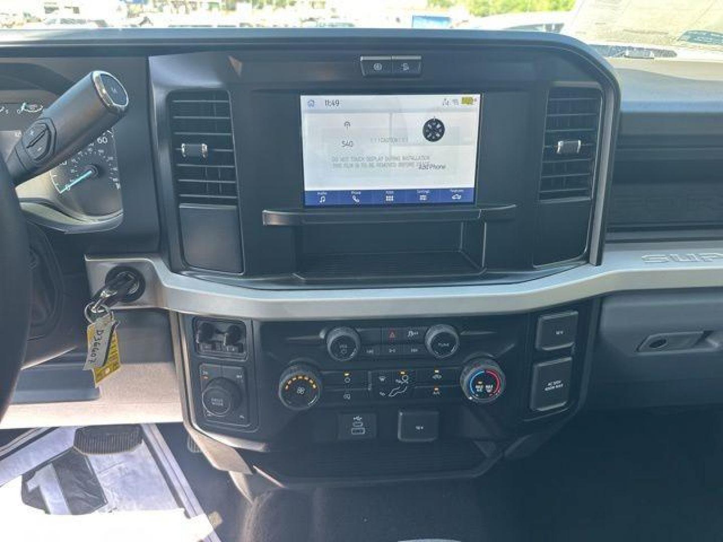 2026 Oxford White /Medium Dark Slate Ford F-350SD XL (1FT8W3BT4TE) with an Power Stroke 6.7L V8 DI 32V OHV Turbodiesel engine, Automatic transmission, located at 1105 E Mulberry, Kaufman, TX, 75142, (972) 962-2151, 32.589550, -96.300926 - Photo#8