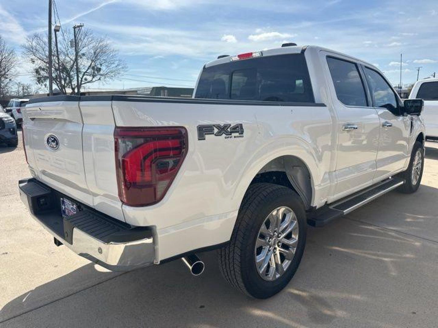 2025 White Metallic /Black Ford F-150 Lariat (1FTFW5L84SF) with an 3.5L V6 EcoBoost engine, Automatic transmission, located at 1105 E Mulberry, Kaufman, TX, 75142, (972) 962-2151, 32.589550, -96.300926 - $4,904 off MSRP!<br><br>4WD.<br>Star White Metallic Tri-Coat 2025 Ford F-150 4D SuperCrew Lariat 4WD 10-Speed Automatic 3.5L V6 EcoBoost 18/23 City/Highway MPG - Photo#4