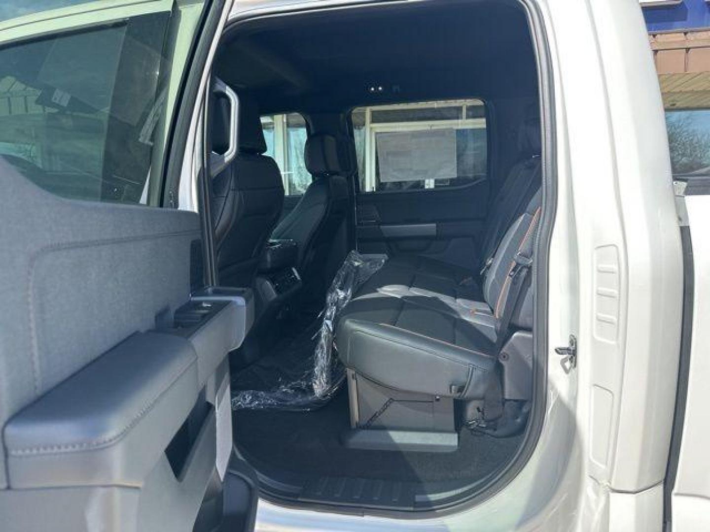 2025 White Metallic /Black Ford F-150 Lariat (1FTFW5L84SF) with an 3.5L V6 EcoBoost engine, Automatic transmission, located at 1105 E Mulberry, Kaufman, TX, 75142, (972) 962-2151, 32.589550, -96.300926 - $4,904 off MSRP!<br><br>4WD.<br>Star White Metallic Tri-Coat 2025 Ford F-150 4D SuperCrew Lariat 4WD 10-Speed Automatic 3.5L V6 EcoBoost 18/23 City/Highway MPG - Photo#12