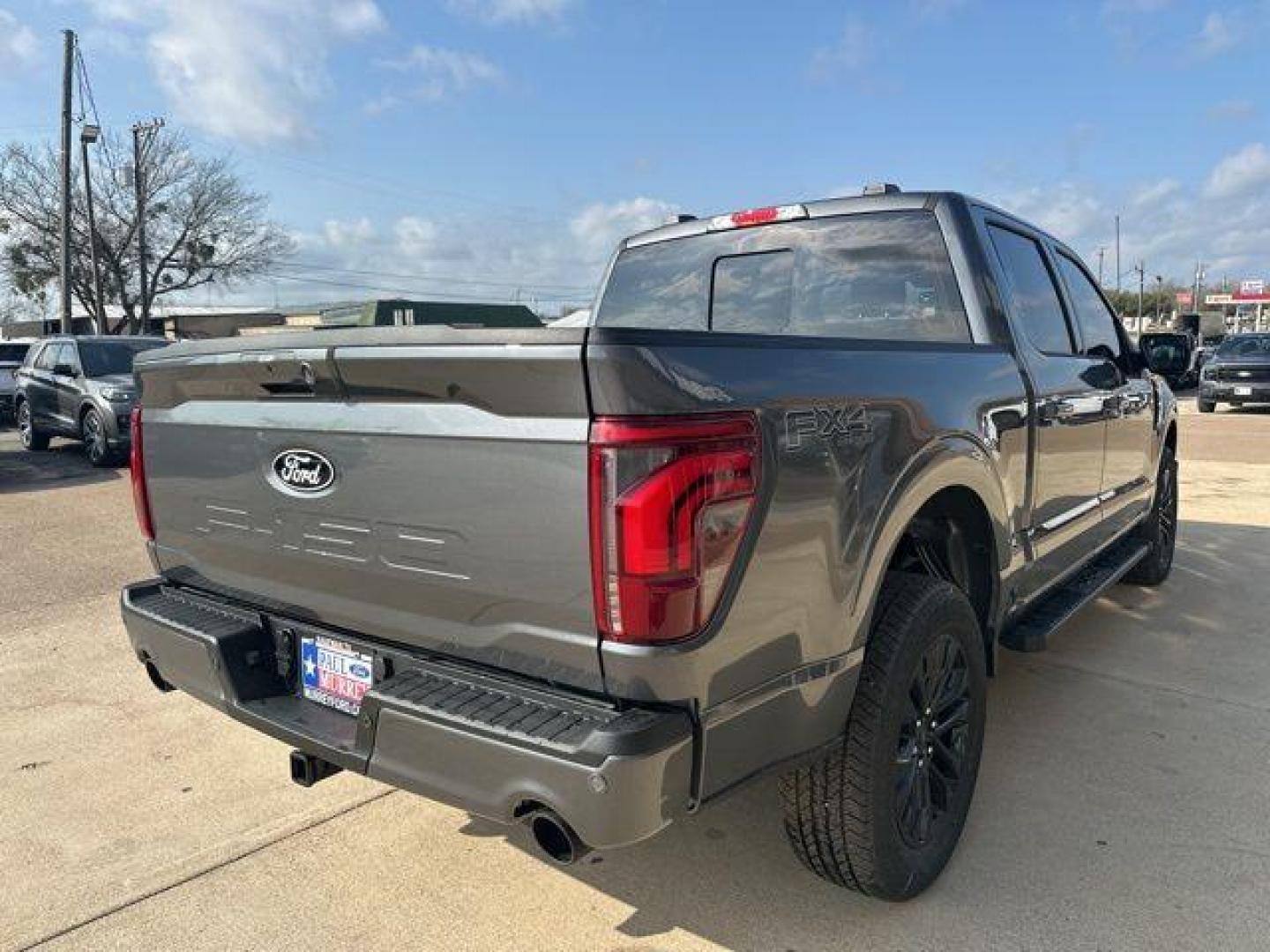 2025 Gray Metallic /Black Ford F-150 Lariat (1FTFW5L88SF) with an 3.5L V6 EcoBoost engine, Automatic transmission, located at 1105 E Mulberry, Kaufman, TX, 75142, (972) 962-2151, 32.589550, -96.300926 - $8,587 off MSRP!<br><br>4WD.<br>Carbonized Gray Metallic 2025 Ford F-150 4D SuperCrew Lariat 4WD 10-Speed Automatic 3.5L V6 EcoBoost 18/23 City/Highway MPG Price includes: $1000 - Employee Pricing Retail Bonus Cash. Exp. 07/06/2026 $2500 - Employee Pricing Retail Customer Cash. Exp. 07/06/2026 - Photo#4