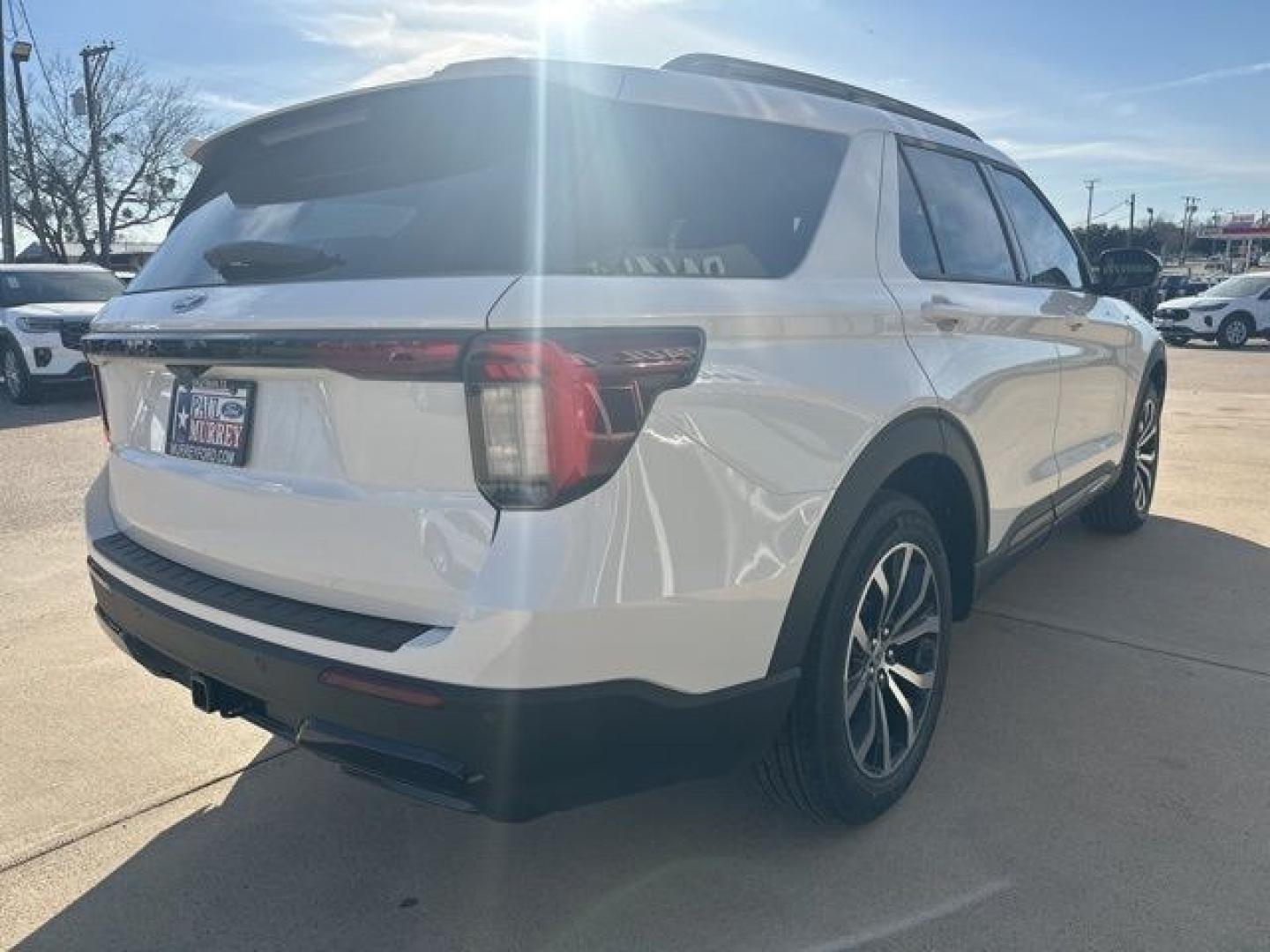 2026 White Metallic /Onyx Ford Explorer ST-Line (1FMUK7KHXTG) with an 2.3L EcoBoost I-4 engine, Automatic transmission, located at 1105 E Mulberry, Kaufman, TX, 75142, (972) 962-2151, 32.589550, -96.300926- Photo#4