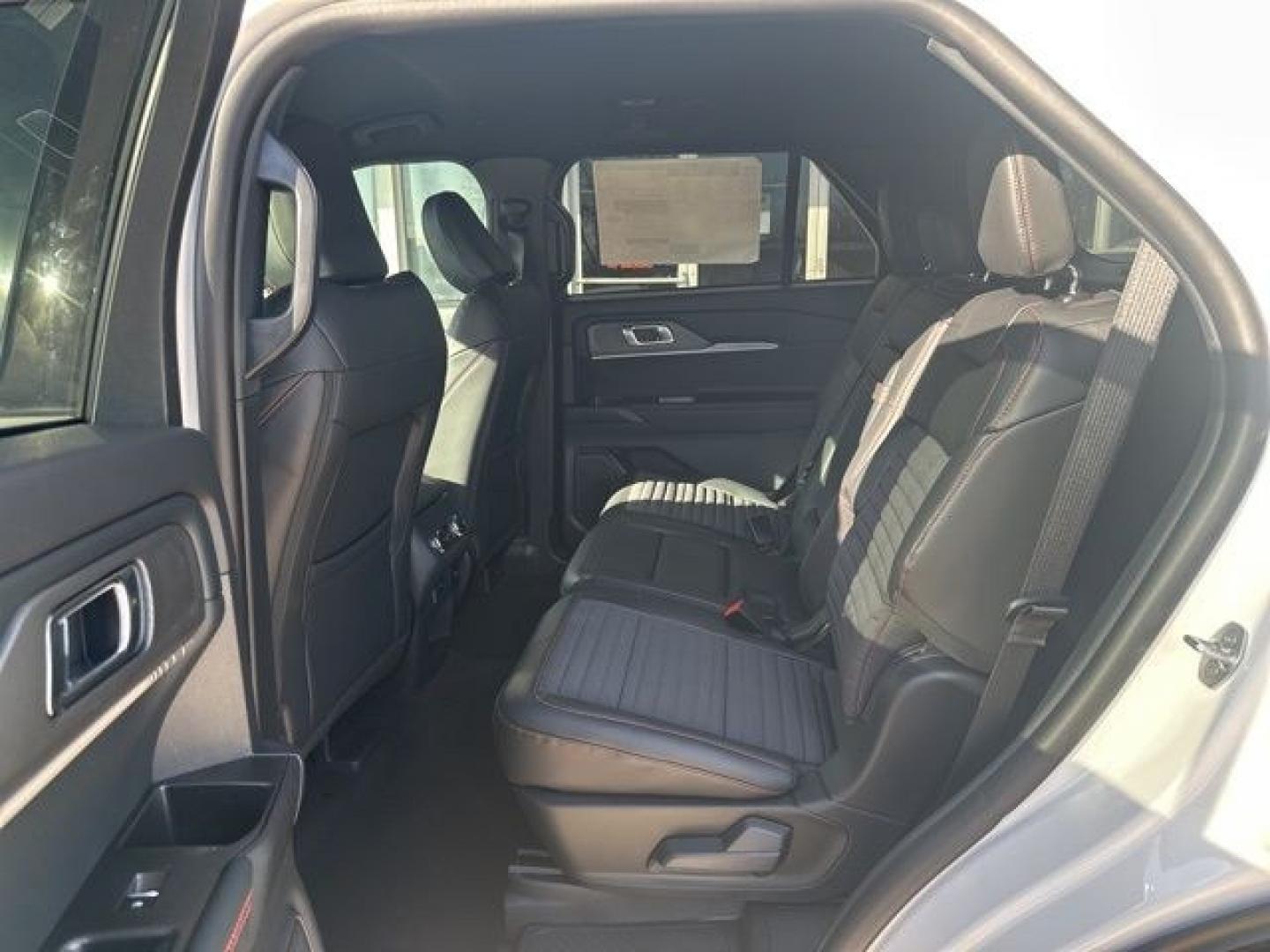 2026 White Metallic /Onyx Ford Explorer ST-Line (1FMUK7KHXTG) with an 2.3L EcoBoost I-4 engine, Automatic transmission, located at 1105 E Mulberry, Kaufman, TX, 75142, (972) 962-2151, 32.589550, -96.300926- Photo#12