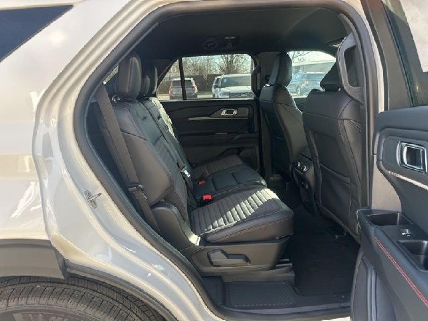 2026 White Metallic /Onyx Ford Explorer ST-Line (1FMUK7KHXTG) with an 2.3L EcoBoost I-4 engine, Automatic transmission, located at 1105 E Mulberry, Kaufman, TX, 75142, (972) 962-2151, 32.589550, -96.300926- Photo#15