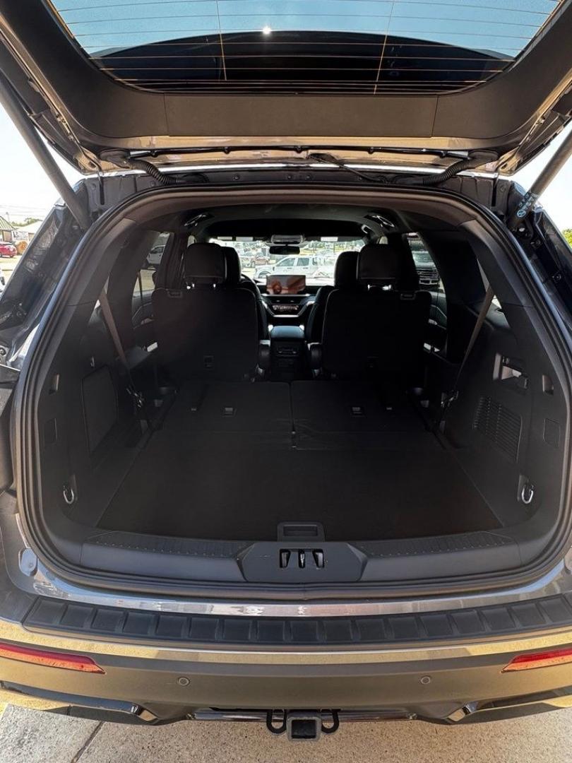 2026 Gray Metallic /Onyx Ford Explorer ST-Line (1FMUK7KH8TG) with an 2.3L EcoBoost I-4 engine, Automatic transmission, located at 1105 E Mulberry, Kaufman, TX, 75142, (972) 962-2151, 32.589550, -96.300926 - $4,500 off MSRP!<br><br><br>Gray Metallic 2026 Ford Explorer 4D Sport Utility ST-Line RWD 10-Speed Automatic 2.3L EcoBoost I-4 20/29 City/Highway MPG<br><br>20/29 City/Highway MPG Price includes: $1000 - SSE Down Payment Assistance. Exp. 08/31/2026 $3000 - Retail Customer Cash. Exp. 09/30/2026 $500- Photo#9