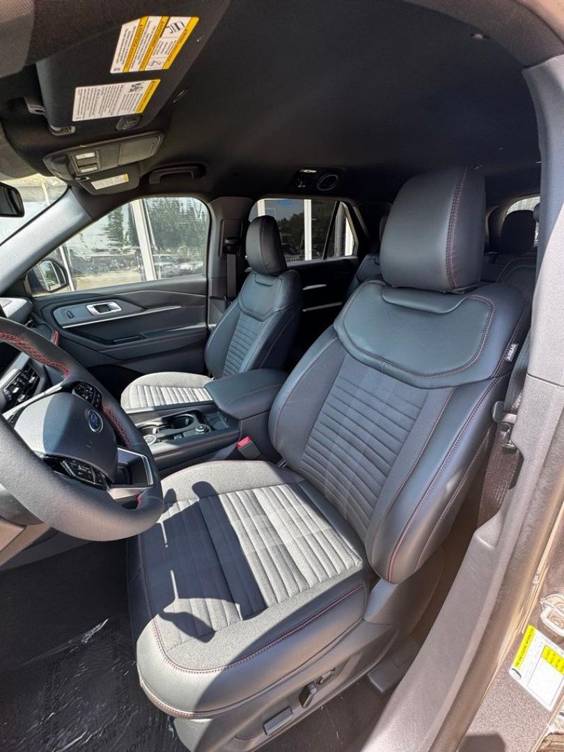 2026 Gray Metallic /Onyx Ford Explorer ST-Line (1FMUK7KH8TG) with an 2.3L EcoBoost I-4 engine, Automatic transmission, located at 1105 E Mulberry, Kaufman, TX, 75142, (972) 962-2151, 32.589550, -96.300926 - $4,500 off MSRP!<br><br><br>Gray Metallic 2026 Ford Explorer 4D Sport Utility ST-Line RWD 10-Speed Automatic 2.3L EcoBoost I-4 20/29 City/Highway MPG<br><br>20/29 City/Highway MPG Price includes: $1000 - SSE Down Payment Assistance. Exp. 08/31/2026 $3000 - Retail Customer Cash. Exp. 09/30/2026 $500- Photo#20