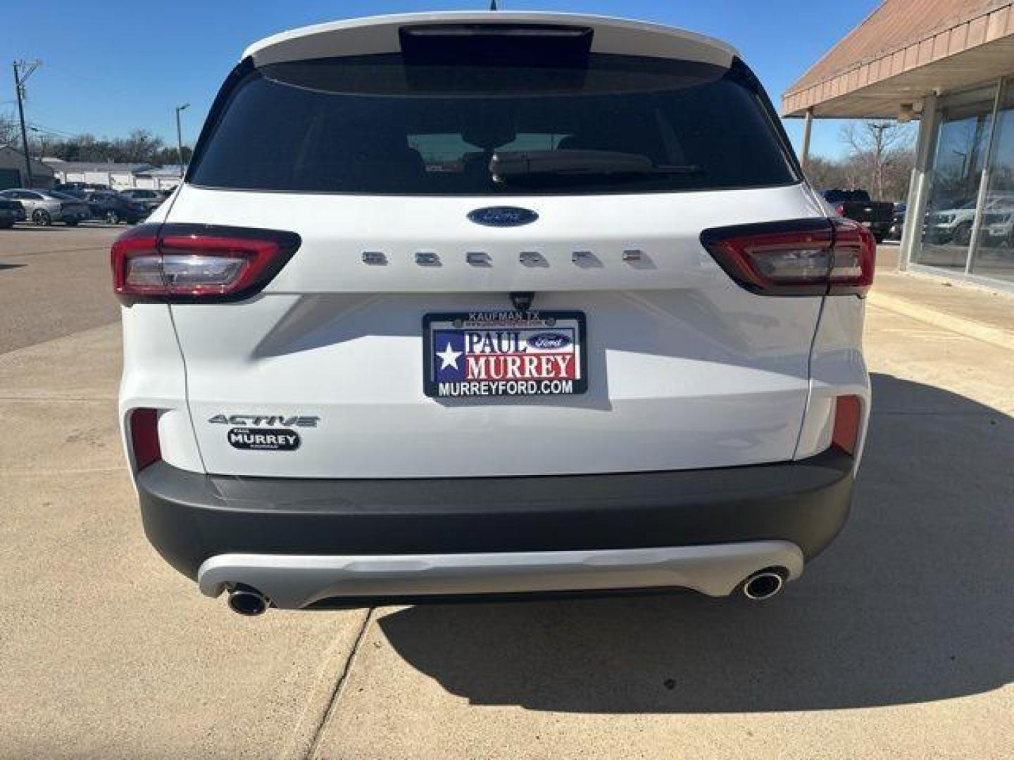 2026 Oxford White /Ebony Ford Escape Active (1FMCU0GN8TU) with an 1.5L EcoBoost engine, Automatic transmission, located at 1105 E Mulberry, Kaufman, TX, 75142, (972) 962-2151, 32.589550, -96.300926 - $2,000 off MSRP!<br><br><br>White / Oxford White 2026 Ford Escape 4D Sport Utility Active FWD 8-Speed Automatic 1.5L EcoBoost 27/34 City/Highway MPG<br><br>27/34 City/Highway MPG Price includes: $2000 - Employee Pricing Bonus Cash. Exp. 07/06/2026 - Photo#3
