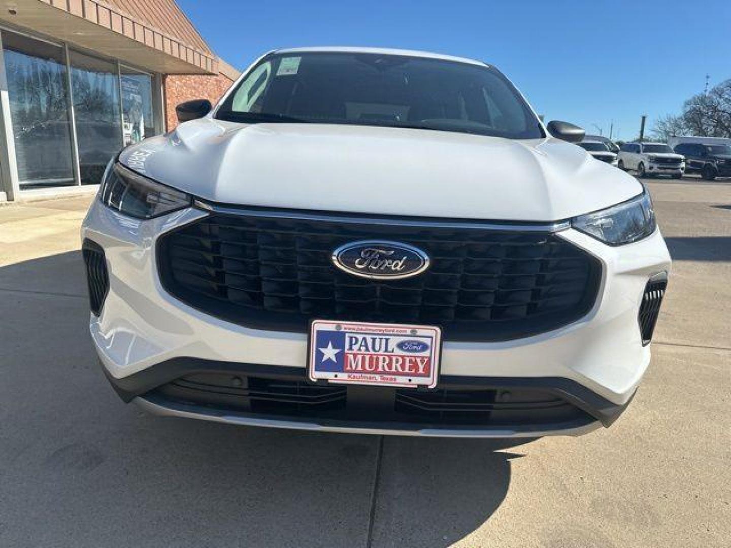 2026 Oxford White /Ebony Ford Escape Active (1FMCU0GN8TU) with an 1.5L EcoBoost engine, Automatic transmission, located at 1105 E Mulberry, Kaufman, TX, 75142, (972) 962-2151, 32.589550, -96.300926 - $2,000 off MSRP!<br><br><br>White / Oxford White 2026 Ford Escape 4D Sport Utility Active FWD 8-Speed Automatic 1.5L EcoBoost 27/34 City/Highway MPG<br><br>27/34 City/Highway MPG Price includes: $2000 - Employee Pricing Bonus Cash. Exp. 07/06/2026 - Photo#6
