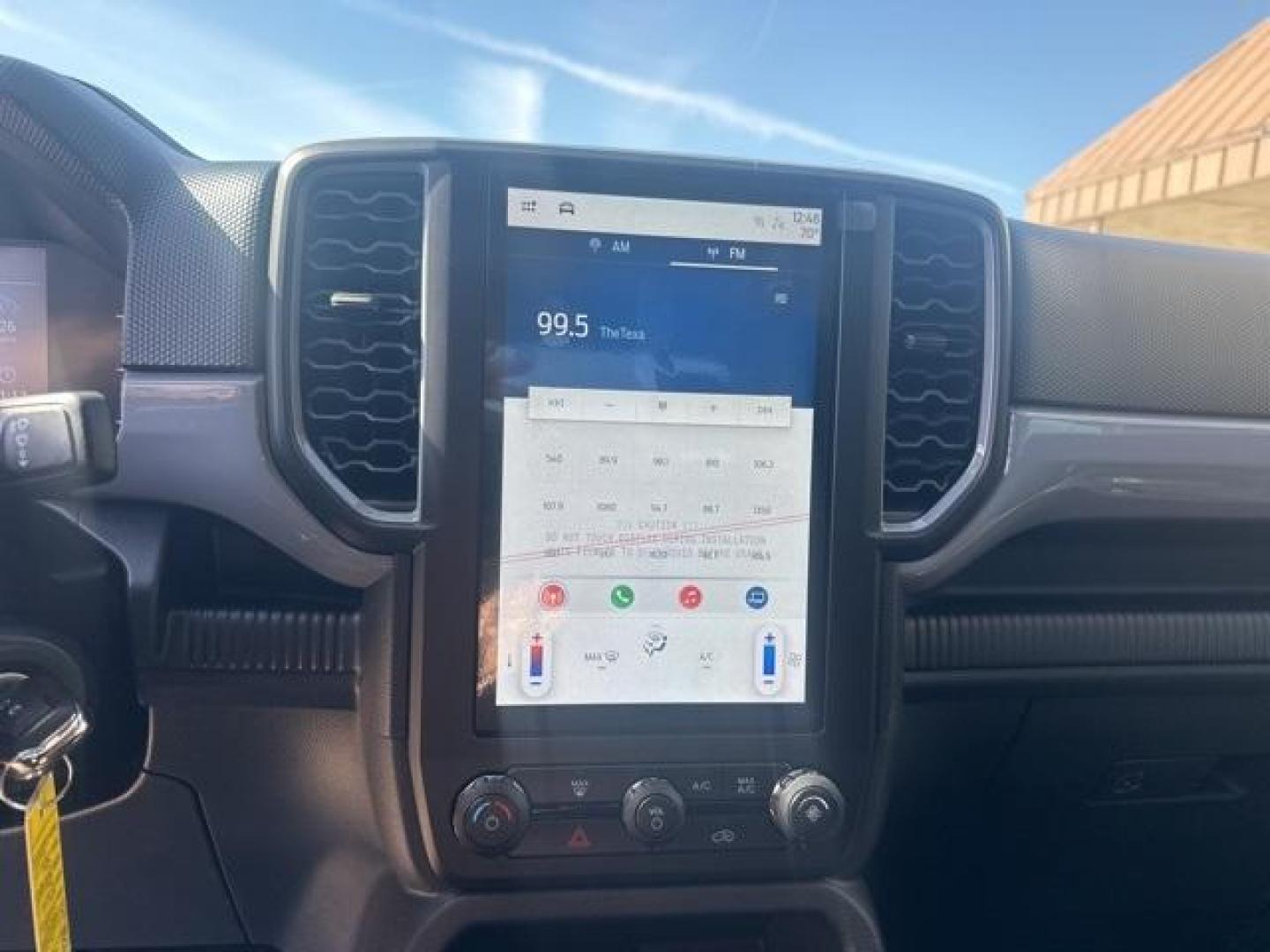 2025 Oxford White /Ebony Ford Ranger XL (1FTER4BH9SL) with an EcoBoost 2.3L I4 GTDi DOHC Turbocharged VCT engine, Automatic transmission, located at 1105 E Mulberry, Kaufman, TX, 75142, (972) 962-2151, 32.589550, -96.300926 - $2,000 off MSRP!<br><br><br>White / Oxford White 2025 Ford Ranger 4D Crew Cab XL RWD 10-Speed Automatic EcoBoost 2.3L I4 GTDi DOHC Turbocharged VCT 21/25 City/Highway MPG Price includes: $2000 - Bonus Customer Cash. Exp. 03/31/2026 - Photo#10