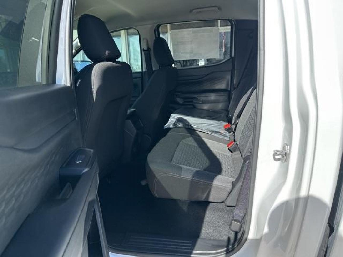 2025 Oxford White /Ebony Ford Ranger XL (1FTER4BH9SL) with an EcoBoost 2.3L I4 GTDi DOHC Turbocharged VCT engine, Automatic transmission, located at 1105 E Mulberry, Kaufman, TX, 75142, (972) 962-2151, 32.589550, -96.300926 - $2,000 off MSRP!<br><br><br>White / Oxford White 2025 Ford Ranger 4D Crew Cab XL RWD 10-Speed Automatic EcoBoost 2.3L I4 GTDi DOHC Turbocharged VCT 21/25 City/Highway MPG Price includes: $2000 - Bonus Customer Cash. Exp. 03/31/2026 - Photo#14