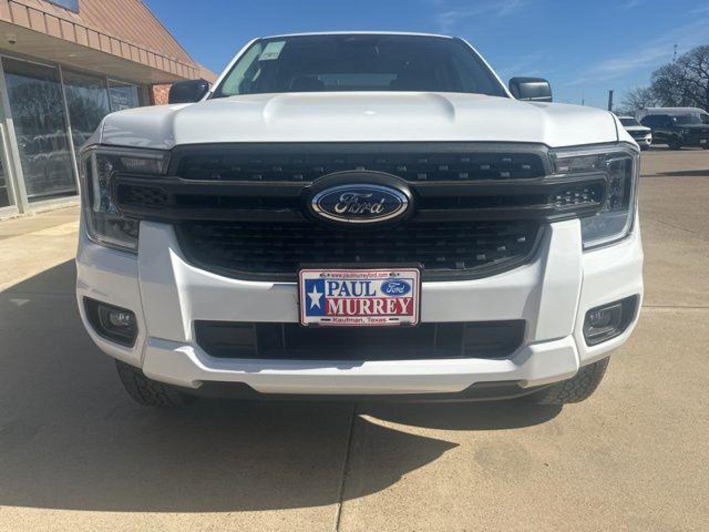 2025 Oxford White /Ebony Ford Ranger XL (1FTER4BH9SL) with an EcoBoost 2.3L I4 GTDi DOHC Turbocharged VCT engine, Automatic transmission, located at 1105 E Mulberry, Kaufman, TX, 75142, (972) 962-2151, 32.589550, -96.300926 - $3,475 off MSRP! Priced below KBB Fair Purchase Price!<br><br><br>White / Oxford White 2025 Ford Ranger 4D Crew Cab XL RWD 10-Speed Automatic EcoBoost 2.3L I4 GTDi DOHC Turbocharged VCT 21/25 City/Highway MPG Price includes: $1000 - Truck Month Bonus Customer Cash. Exp. 03/31/2026 $2000 - Bonus Cust - Photo#6