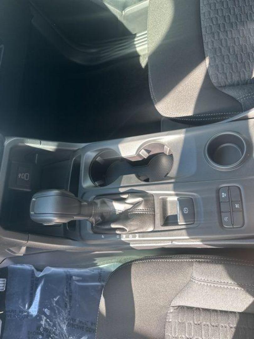 2025 Oxford White /Ebony Ford Ranger XL (1FTER4BH9SL) with an EcoBoost 2.3L I4 GTDi DOHC Turbocharged VCT engine, Automatic transmission, located at 1105 E Mulberry, Kaufman, TX, 75142, (972) 962-2151, 32.589550, -96.300926 - $3,475 off MSRP! Priced below KBB Fair Purchase Price!<br><br><br>White / Oxford White 2025 Ford Ranger 4D Crew Cab XL RWD 10-Speed Automatic EcoBoost 2.3L I4 GTDi DOHC Turbocharged VCT 21/25 City/Highway MPG Price includes: $1000 - Truck Month Bonus Customer Cash. Exp. 03/31/2026 $2000 - Bonus Cust - Photo#11