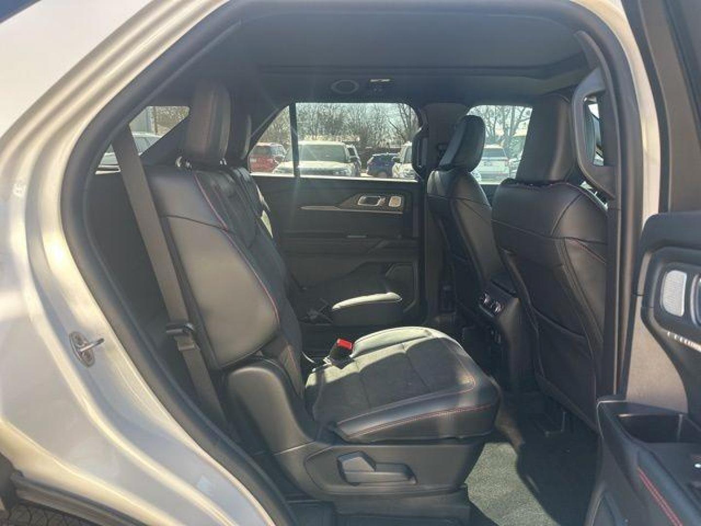 2026 White Metallic /Onyx Ford Explorer ST (1FMWK8GC2TG) with an 3.0L EcoBoost V6 engine, Automatic transmission, located at 1105 E Mulberry, Kaufman, TX, 75142, (972) 962-2151, 32.589550, -96.300926 - $3,500 off MSRP!<br><br>4WD.<br>White Metallic 2026 Ford Explorer 4D Sport Utility ST 4WD 10-Speed Automatic 3.0L EcoBoost V6 18/25 City/Highway MPG Price includes: $3500 - Retail Customer Cash. Exp. 03/31/2026 - Photo#19