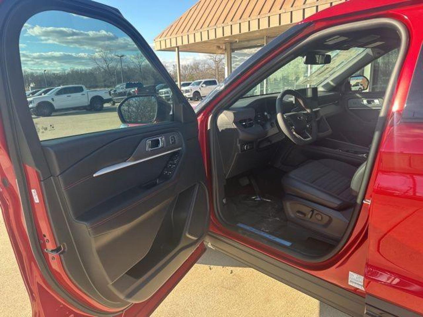 2026 Red Metallic /Onyx Ford Explorer ST-Line (1FMUK7KH0TG) with an 2.3L EcoBoost I-4 engine, Automatic transmission, located at 1105 E Mulberry, Kaufman, TX, 75142, (972) 962-2151, 32.589550, -96.300926 - $3,500 off MSRP!<br><br><br>Red Metallic 2026 Ford Explorer 4D Sport Utility ST-Line RWD 10-Speed Automatic 2.3L EcoBoost I-4 20/29 City/Highway MPG<br><br>20/29 City/Highway MPG Price includes: $3500 - Retail Customer Cash. Exp. 03/31/2026 - Photo#6