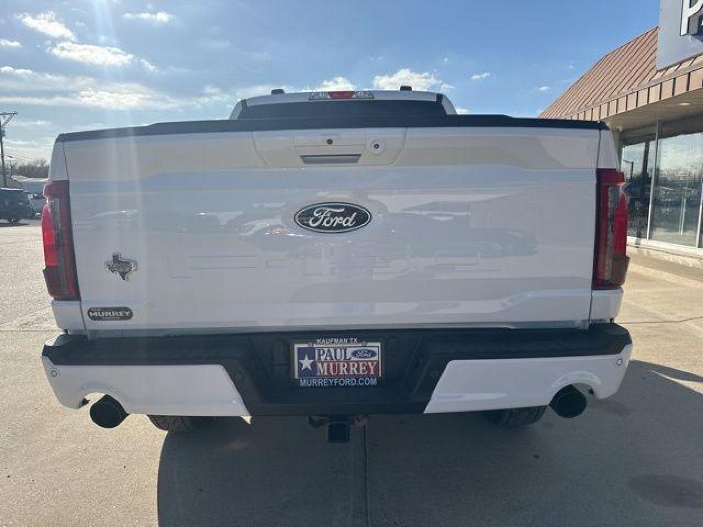 2026 Oxford White /Black Ford F-150 XLT (1FTFW3L52TK) with an 5.0L V8 engine, Automatic transmission, located at 1105 E Mulberry, Kaufman, TX, 75142, (972) 962-2151, 32.589550, -96.300926 - $1,000 off MSRP!<br><br>4WD.<br>White / Oxford White 2026 Ford F-150 4D SuperCrew XLT 4WD 10-Speed Automatic 5.0L V8 17/22 City/Highway MPG Price includes: $1000 - Employee Pricing Retail Customer Cash. Exp. 07/06/2026 - Photo#3