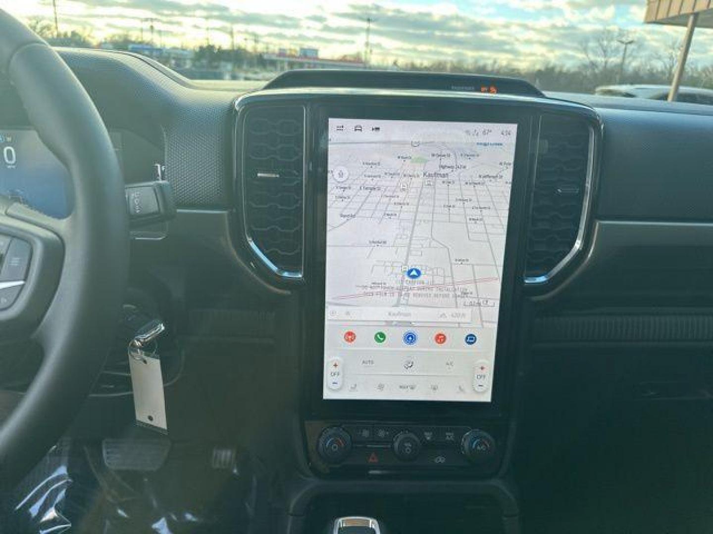 2025 Marsh Gray /Ebony Interior Trim Ford Ranger XLT (1FTER4GH2SL) with an EcoBoost 2.3L I4 GTDi DOHC Turbocharged VCT engine, Automatic transmission, located at 1105 E Mulberry, Kaufman, TX, 75142, (972) 962-2151, 32.589550, -96.300926 - $4,034 off MSRP!<br><br><br>Marsh Gray 2025 Ford Ranger 4D Crew Cab XLT RWD 10-Speed Automatic EcoBoost 2.3L I4 GTDi DOHC Turbocharged VCT 21/25 City/Highway MPG Price includes: $1000 - Truck Month Bonus Customer Cash. Exp. 03/31/2026 $2000 - Bonus Customer Cash. Exp. 03/31/2026 - Photo#10