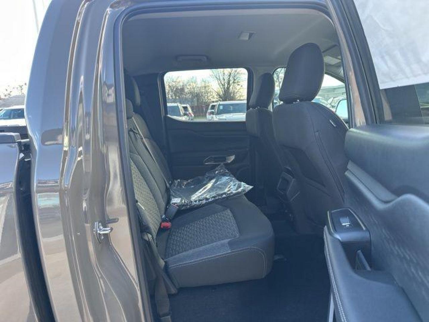 2025 Marsh Gray /Ebony Interior Trim Ford Ranger XLT (1FTER4GH2SL) with an EcoBoost 2.3L I4 GTDi DOHC Turbocharged VCT engine, Automatic transmission, located at 1105 E Mulberry, Kaufman, TX, 75142, (972) 962-2151, 32.589550, -96.300926 - $4,034 off MSRP!<br><br><br>Marsh Gray 2025 Ford Ranger 4D Crew Cab XLT RWD 10-Speed Automatic EcoBoost 2.3L I4 GTDi DOHC Turbocharged VCT 21/25 City/Highway MPG Price includes: $1000 - Truck Month Bonus Customer Cash. Exp. 03/31/2026 $2000 - Bonus Customer Cash. Exp. 03/31/2026 - Photo#16