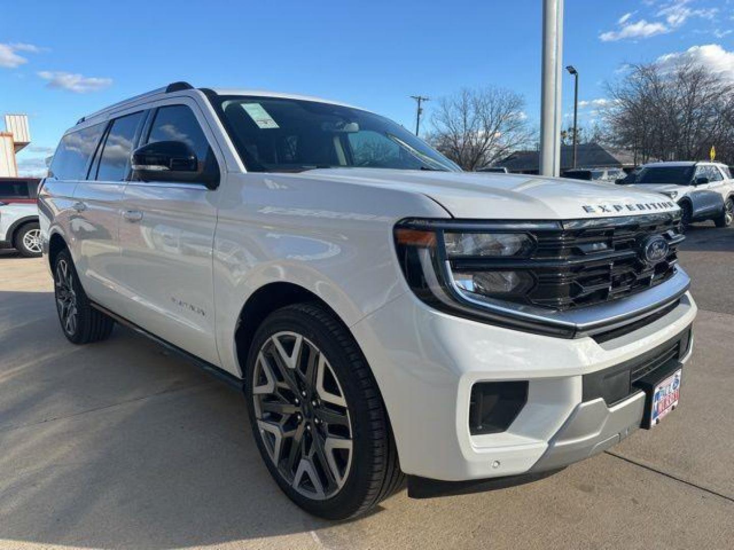 2026 White Metallic /Mojave Dusk Ford Expedition Max Platinum (1FMJK1MG5TE) with an 3.5L V6 engine, Automatic transmission, located at 1105 E Mulberry, Kaufman, TX, 75142, (972) 962-2151, 32.589550, -96.300926 - Star White Metallic Tri-Coat 2026 Ford Expedition Max 4D Sport Utility Platinum 4WD 10-Speed Automatic 3.5L V6 - Photo#5