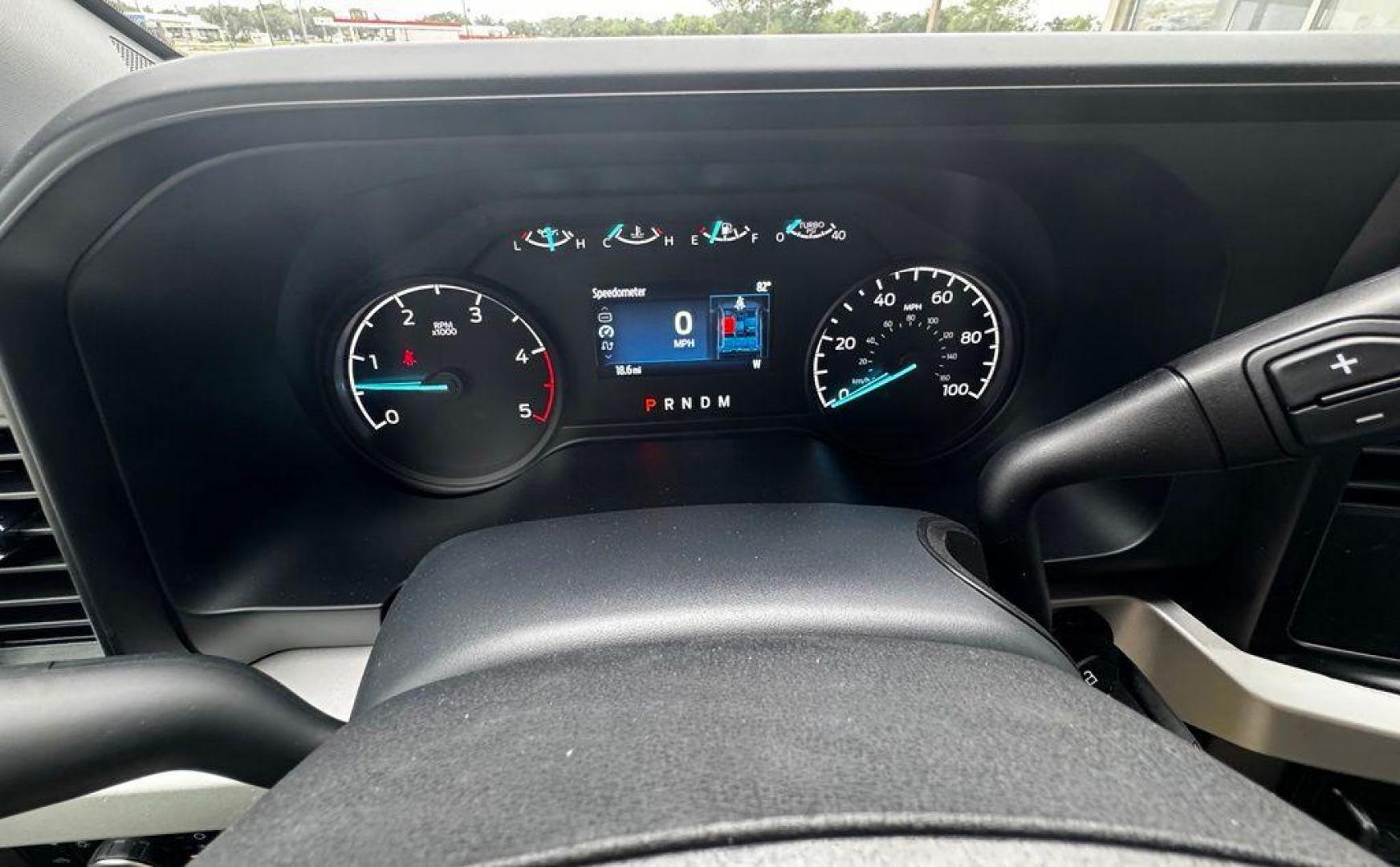 2026 Gray Metallic /Medium Dark Slate Ford F-250SD XLT (1FT7W2BT7TE) with an Power Stroke 6.7L V8 DI 32V OHV Turbodiesel engine, Automatic transmission, located at 1105 E Mulberry, Kaufman, TX, 75142, (972) 962-2151, 32.589550, -96.300926 - $3,761 off MSRP!<br><br>4WD.<br>Carbonized Gray Metallic 2026 Ford F-250SD 4D Crew Cab XLT 4WD 10-Speed Automatic Power Stroke 6.7L V8 DI 32V OHV Turbodiesel - Photo#13