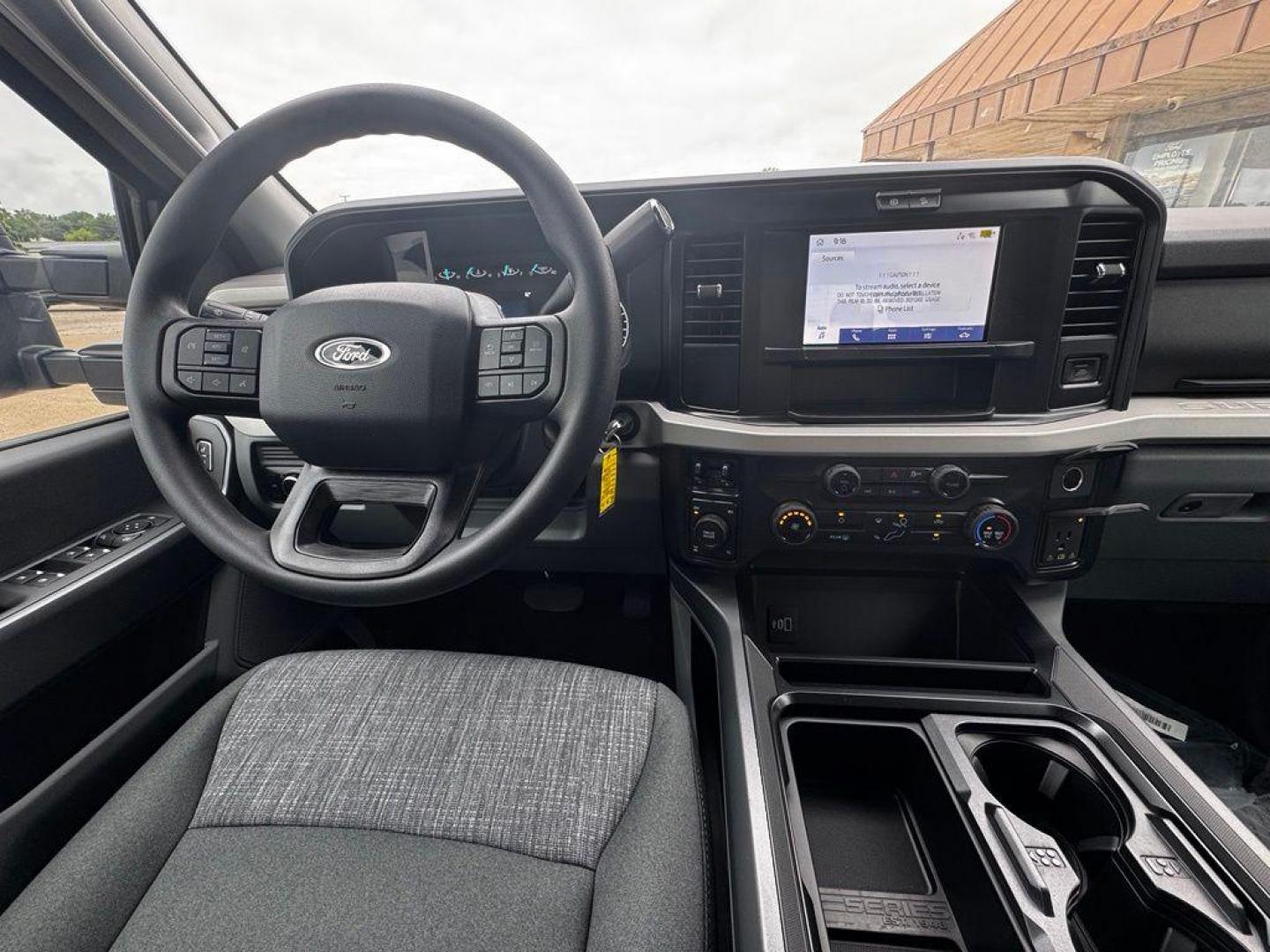 2026 Gray Metallic /Medium Dark Slate Ford F-250SD XLT (1FT7W2BT7TE) with an Power Stroke 6.7L V8 DI 32V OHV Turbodiesel engine, Automatic transmission, located at 1105 E Mulberry, Kaufman, TX, 75142, (972) 962-2151, 32.589550, -96.300926 - $3,761 off MSRP!<br><br>4WD.<br>Carbonized Gray Metallic 2026 Ford F-250SD 4D Crew Cab XLT 4WD 10-Speed Automatic Power Stroke 6.7L V8 DI 32V OHV Turbodiesel - Photo#21